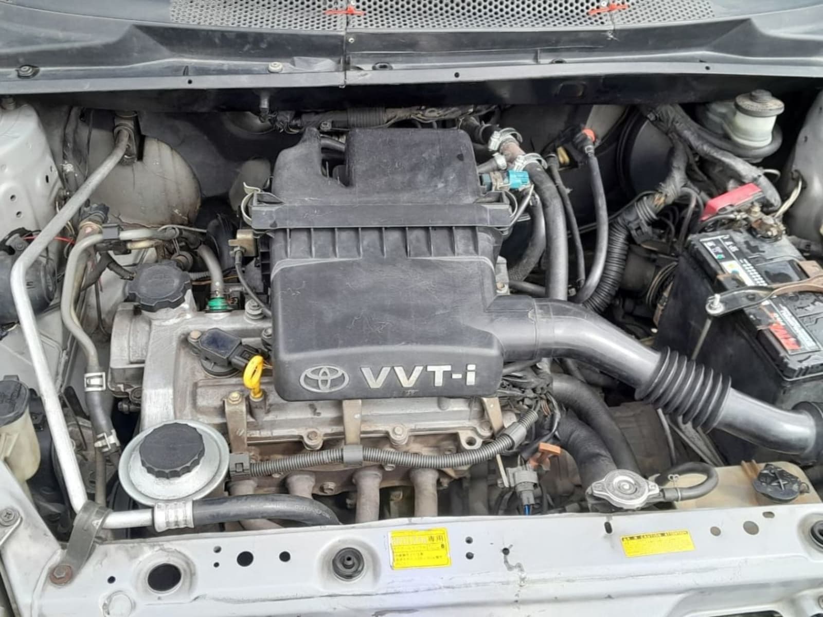 2001 Toyota Vitz — photo 1