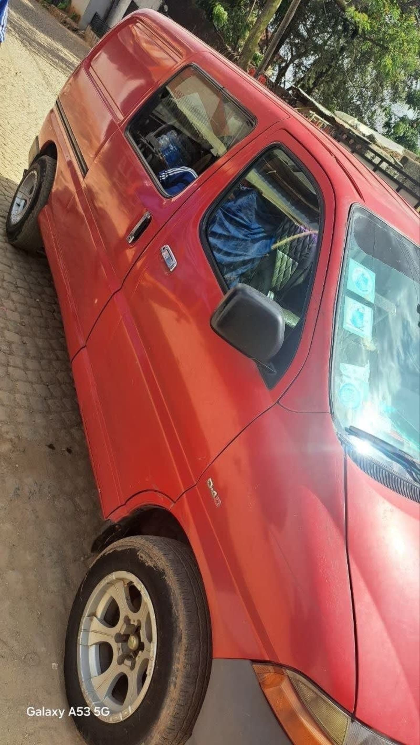2005 Toyota Dolfin D4-D — photo 2
