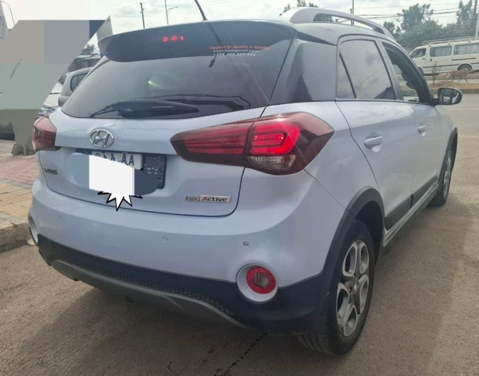2020 Hyundai i20 Active — photo 2