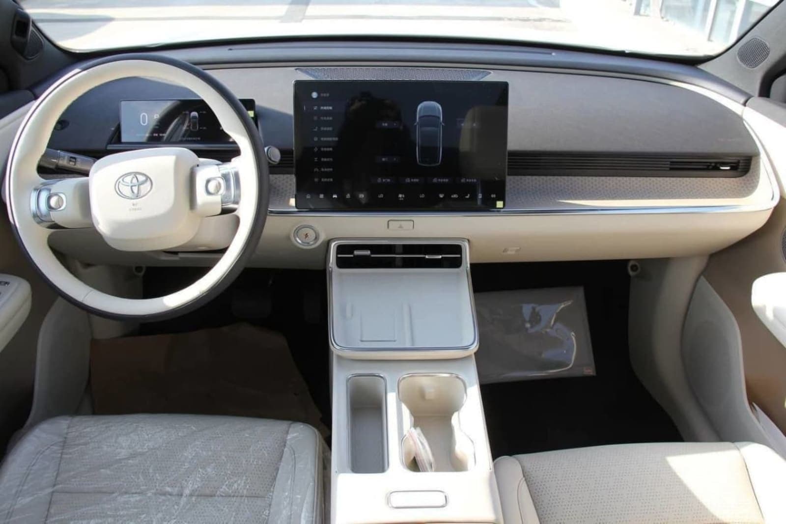 2025 Toyota BZ3X 610 LONGRANGE — photo 4