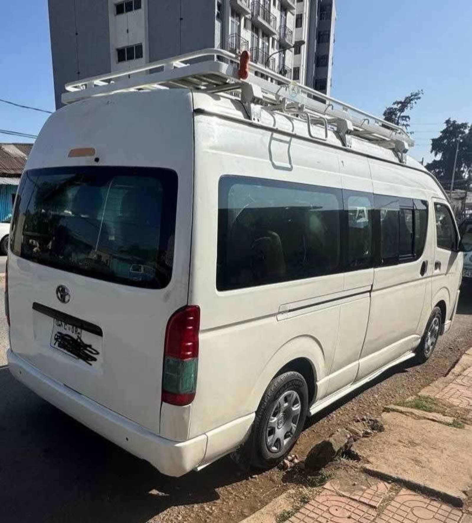 2013 Toyota Irufu — photo 4