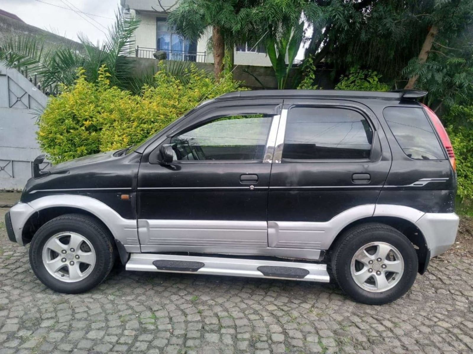 1997 Daihatsu Terios — photo 3