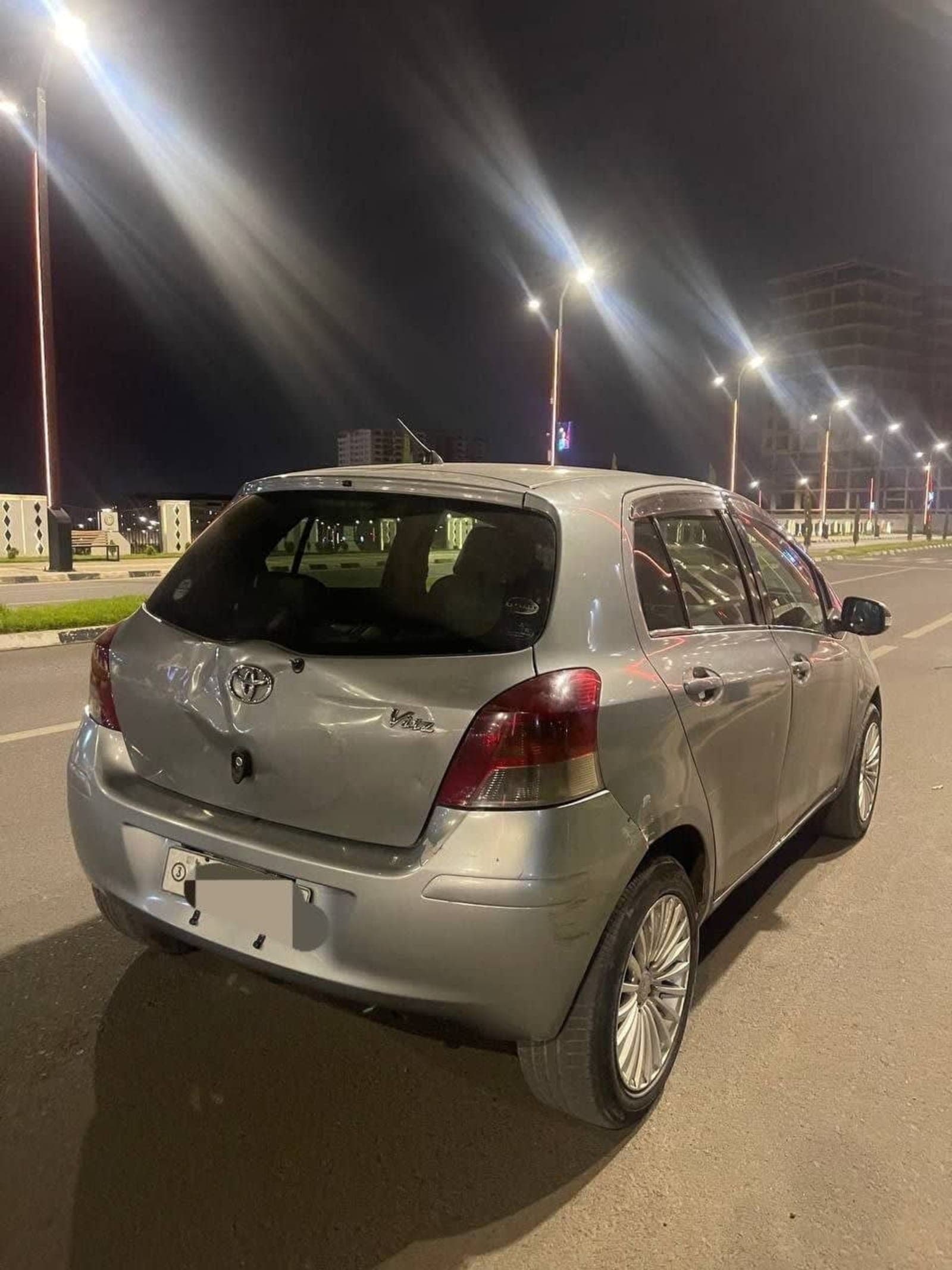 2010 Toyota Yaris Compact — photo 4