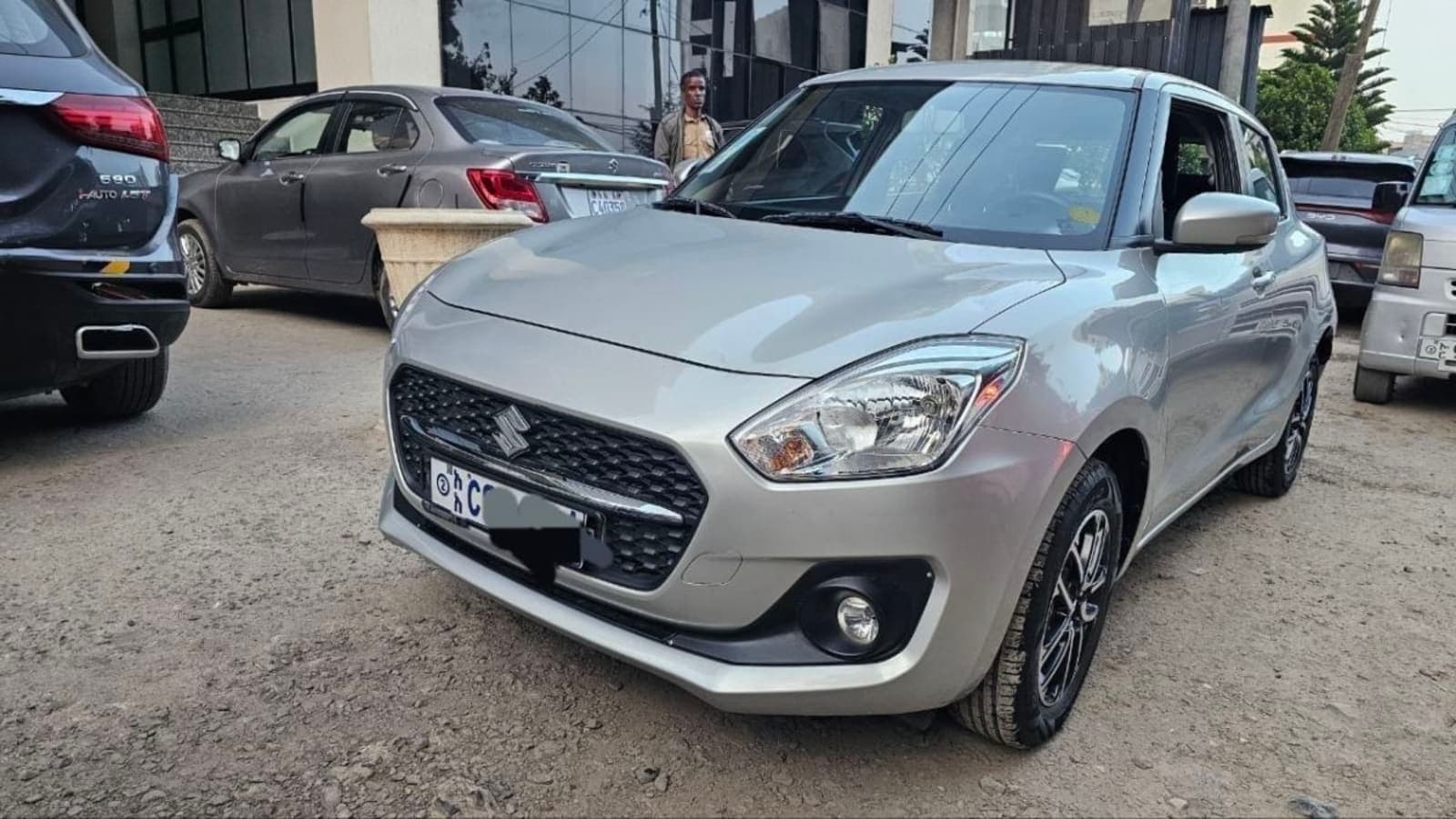 2021 Suzuki Swift — photo 1