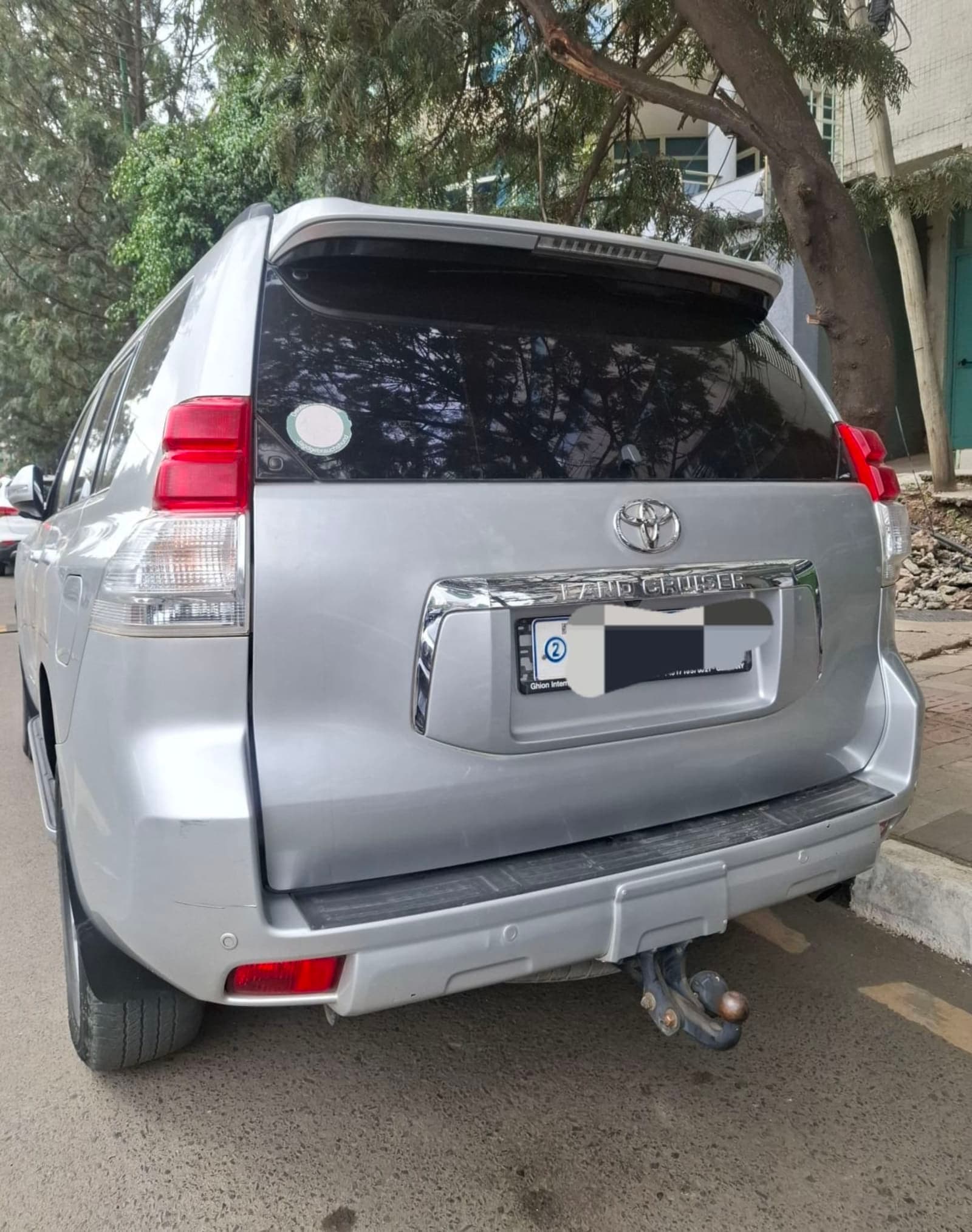 2012 Toyota Landcruiser Prado — photo 6