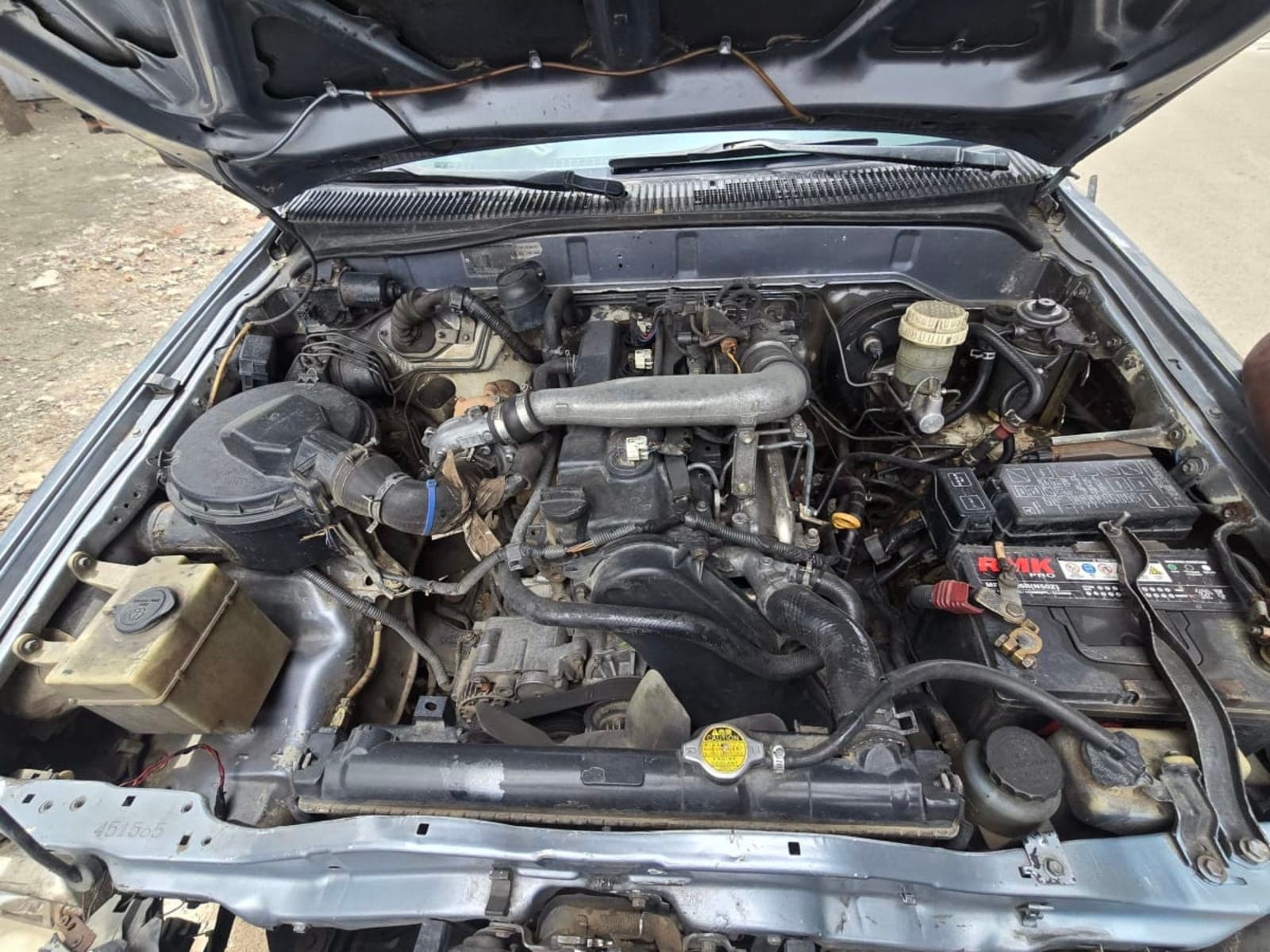 2004 Toyota Hilux harde body — photo 1
