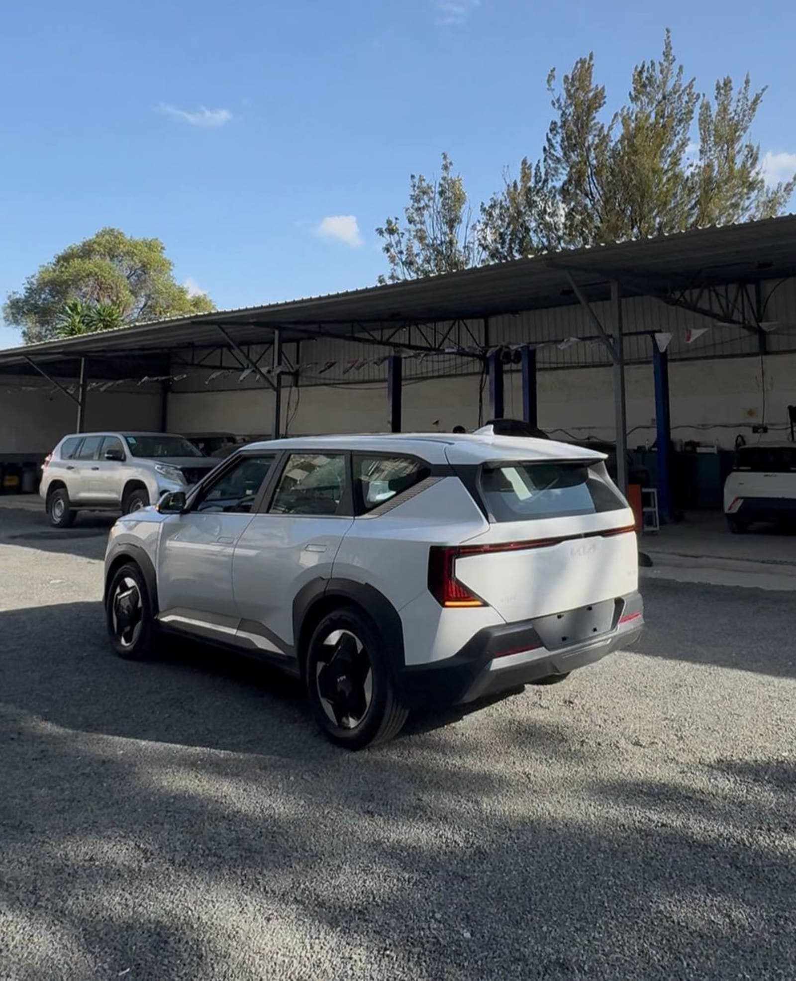2025 KIA EV5 WAVE โ photo 2