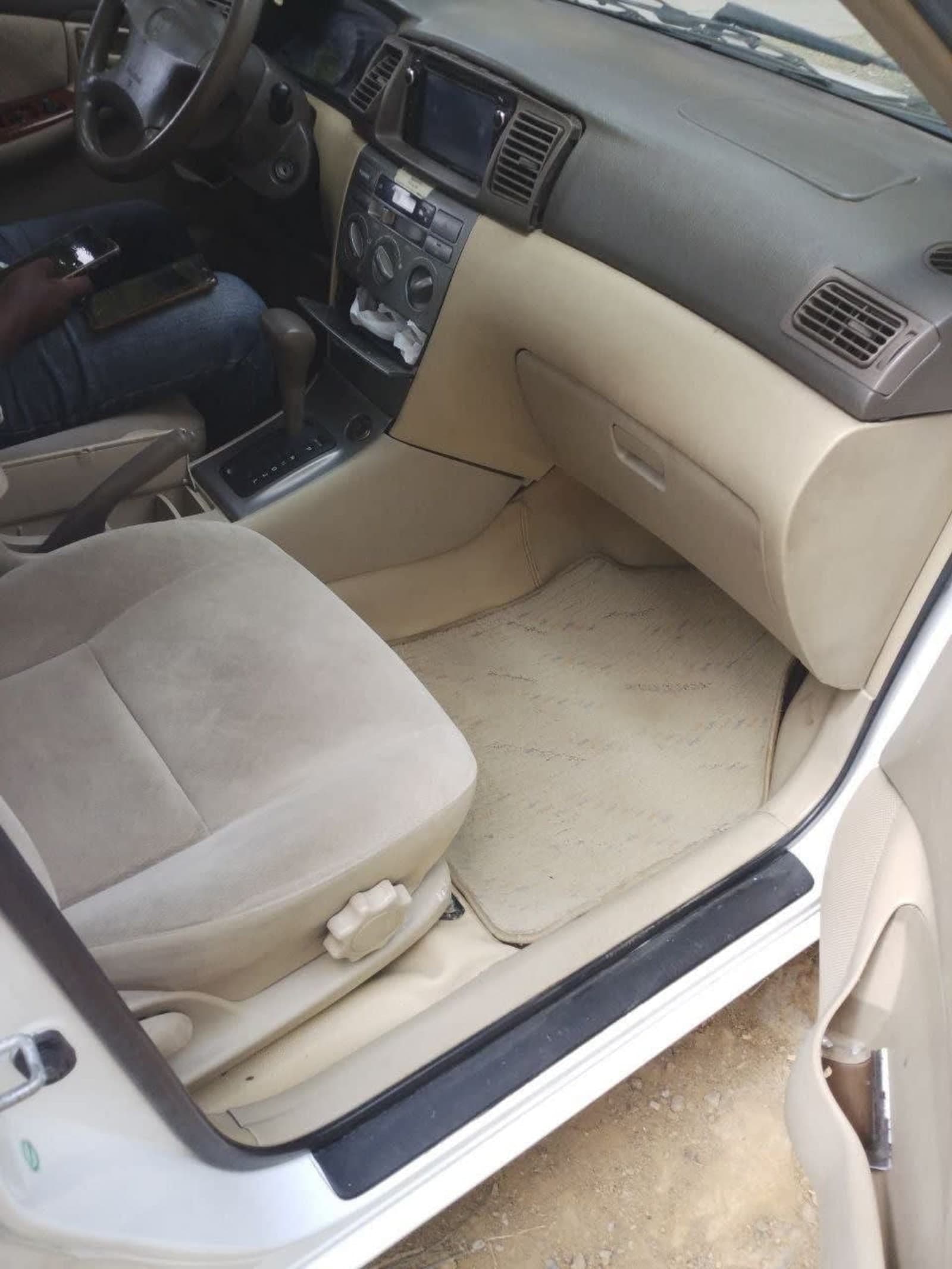 2007 toyota corolla — photo 3