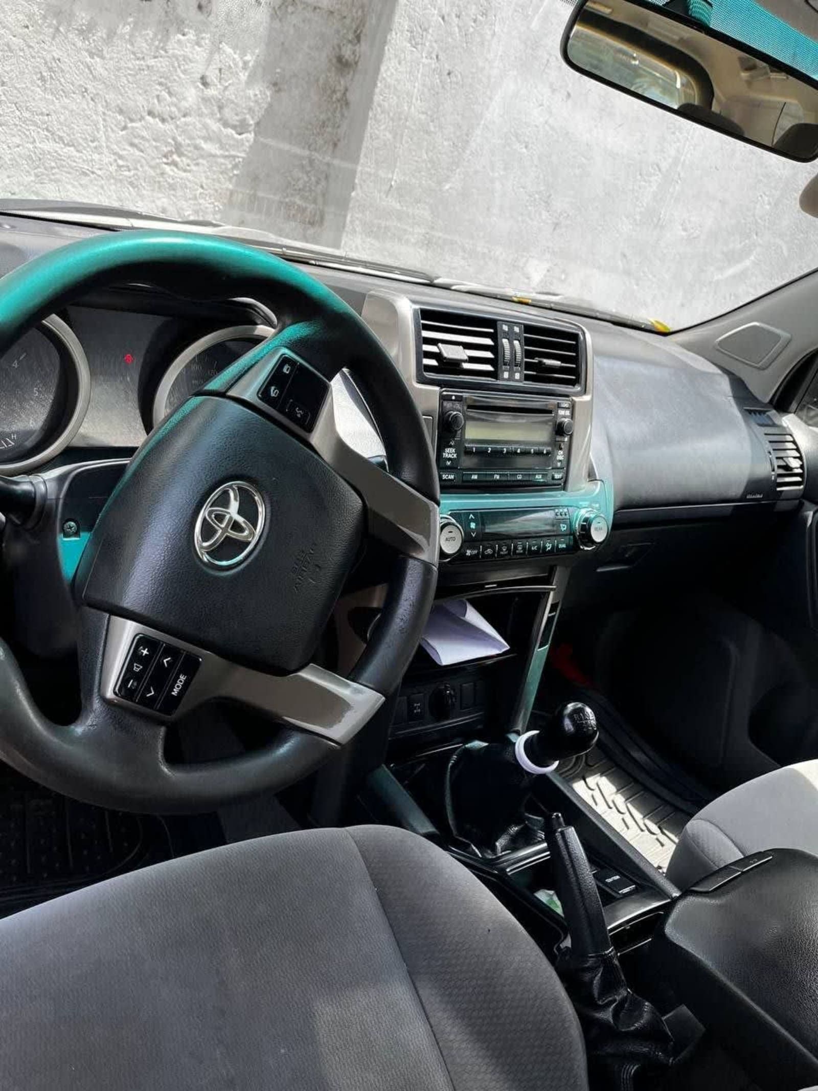 2012 Toyota Landcruiser Prado — photo 2