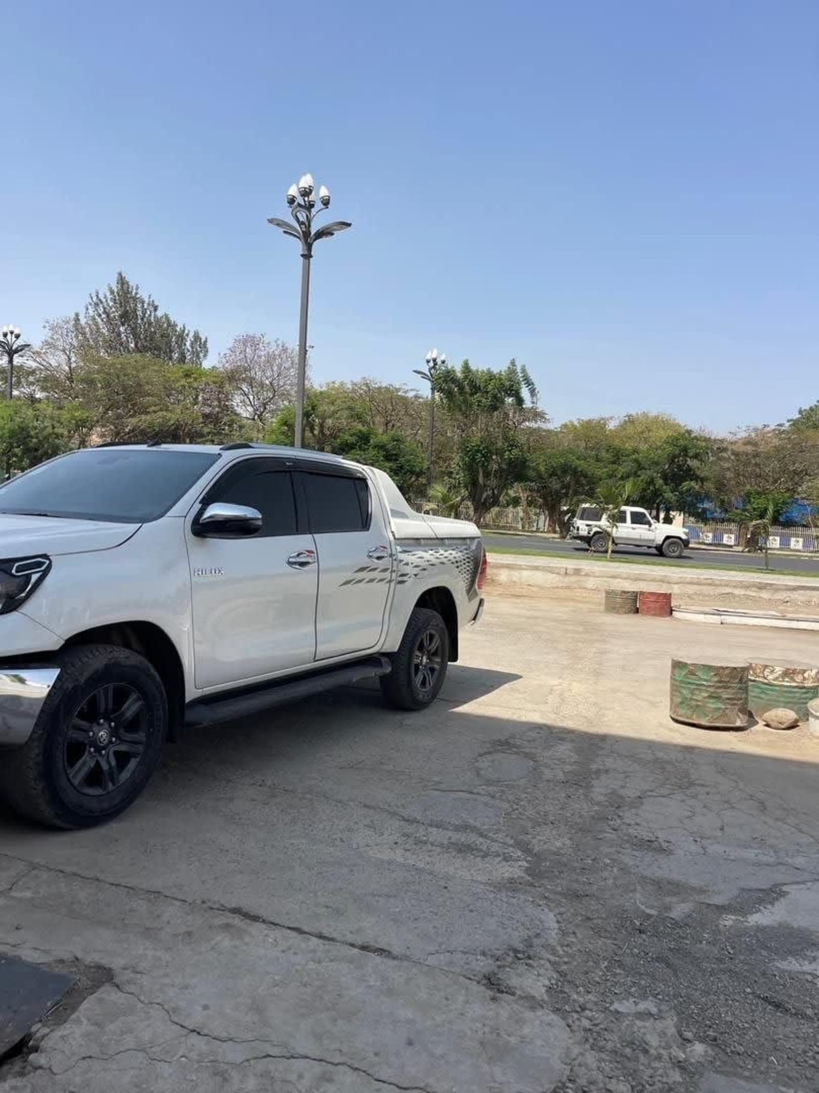 2021 Toyota Revo D4D โ photo 3