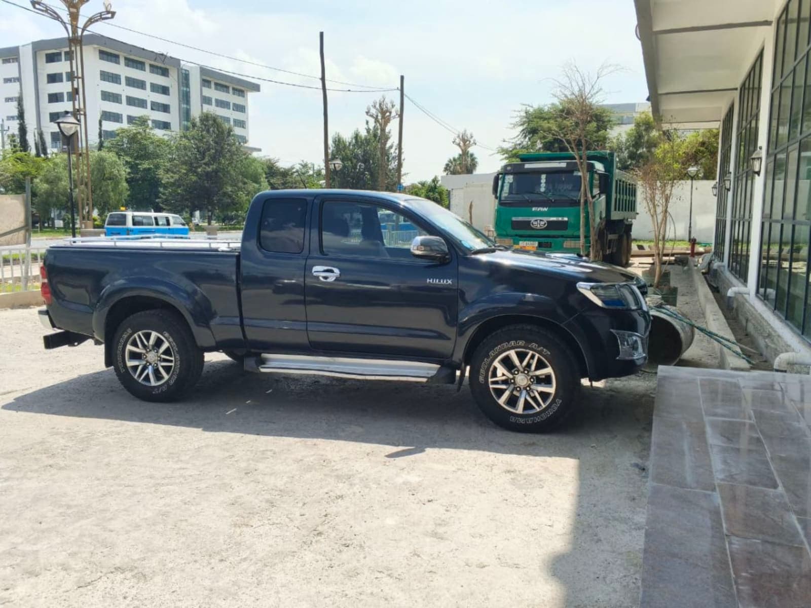 2014 Toyota Hilux Double Cab — photo 5