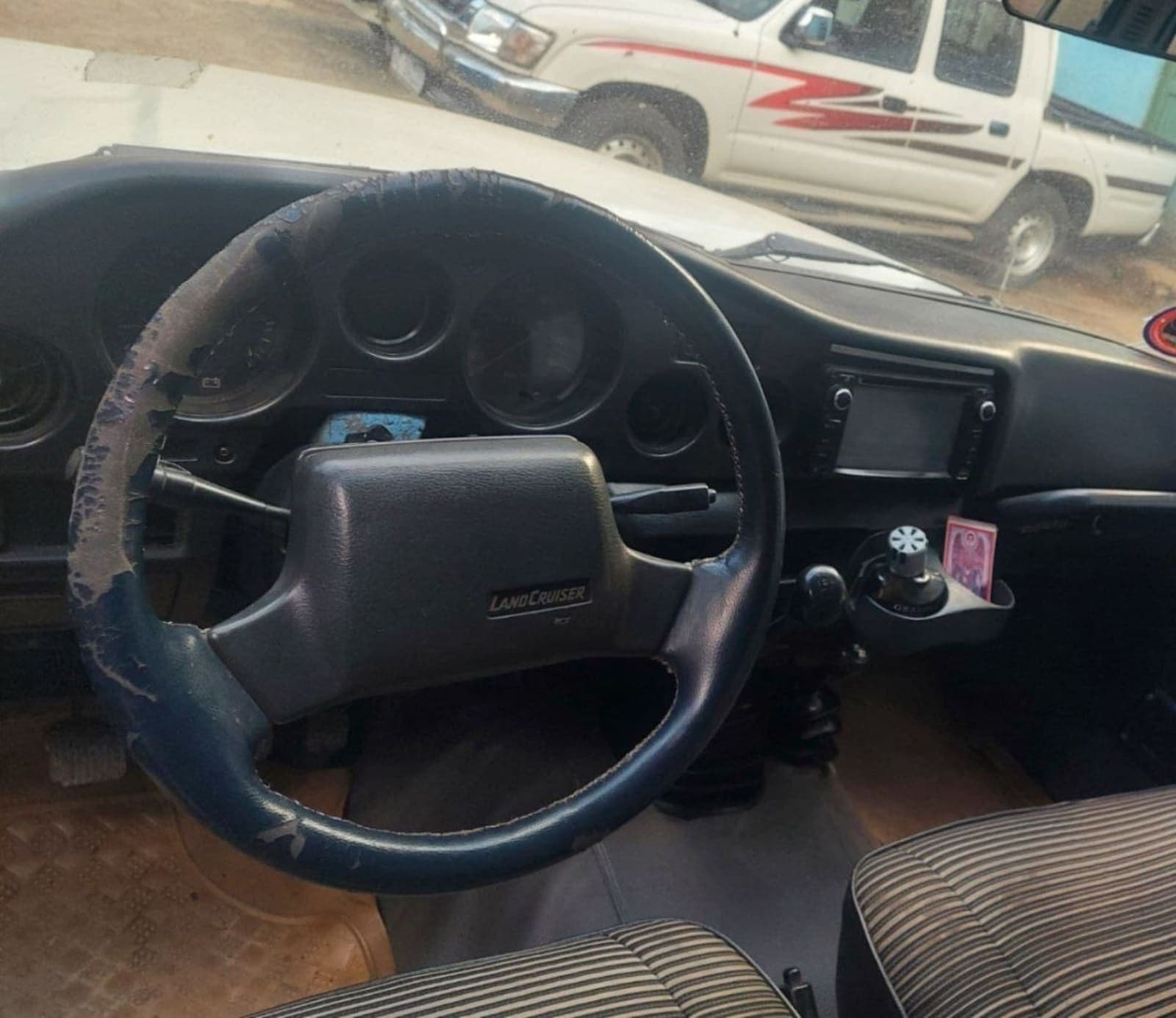 1987 Toyota Landcruiser — photo 2