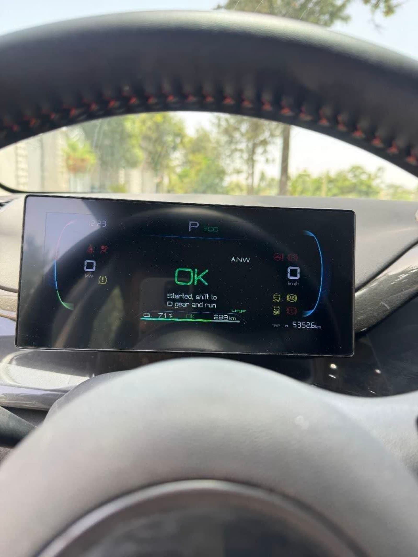2025 BYD e2 — photo 5