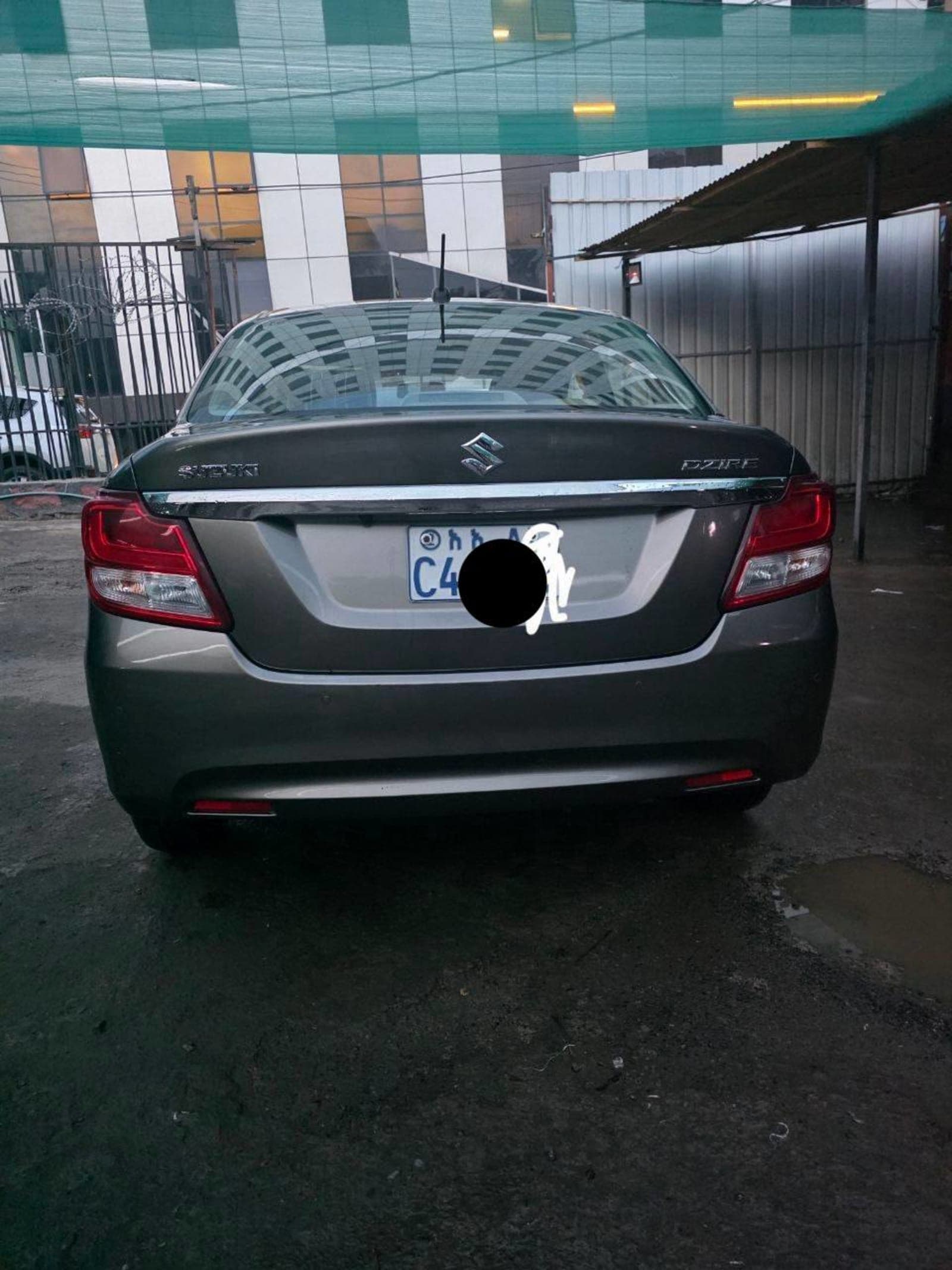 2023 Suzuki Dzire — photo 1