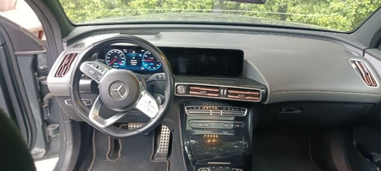 2021 Mercedes-Benz EQC 400 4Matic — photo 5