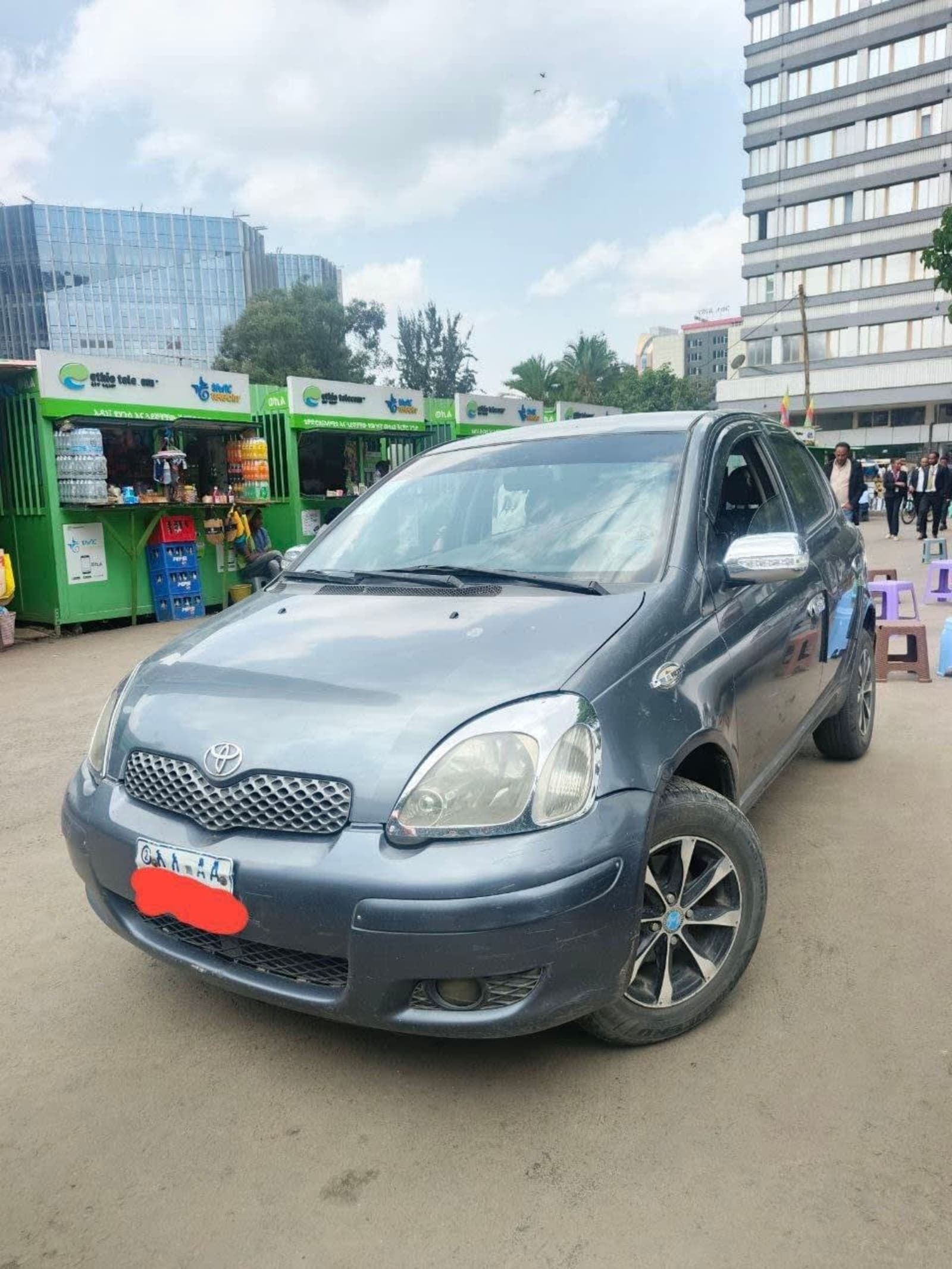 2005 Toyota Vitz Yaris — photo 2