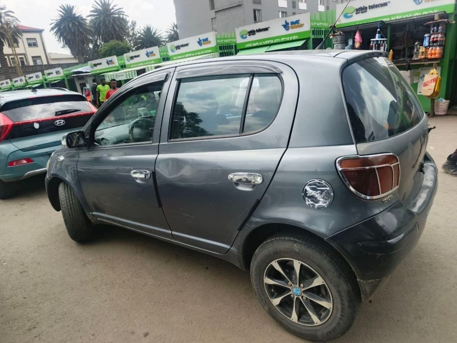 2005 Toyota Vitz Yaris — photo 3