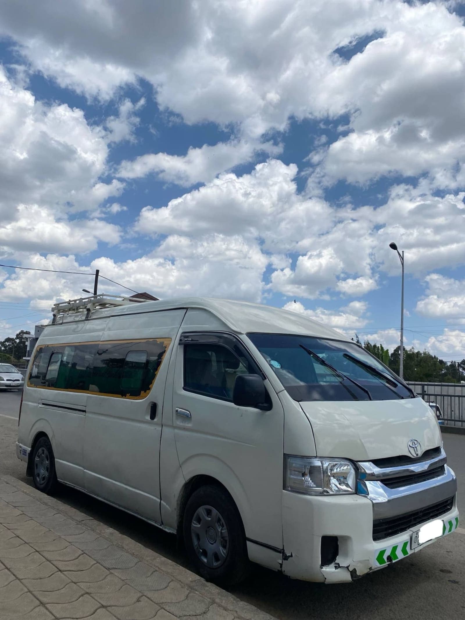 2009 Toyota Highroof — photo 7