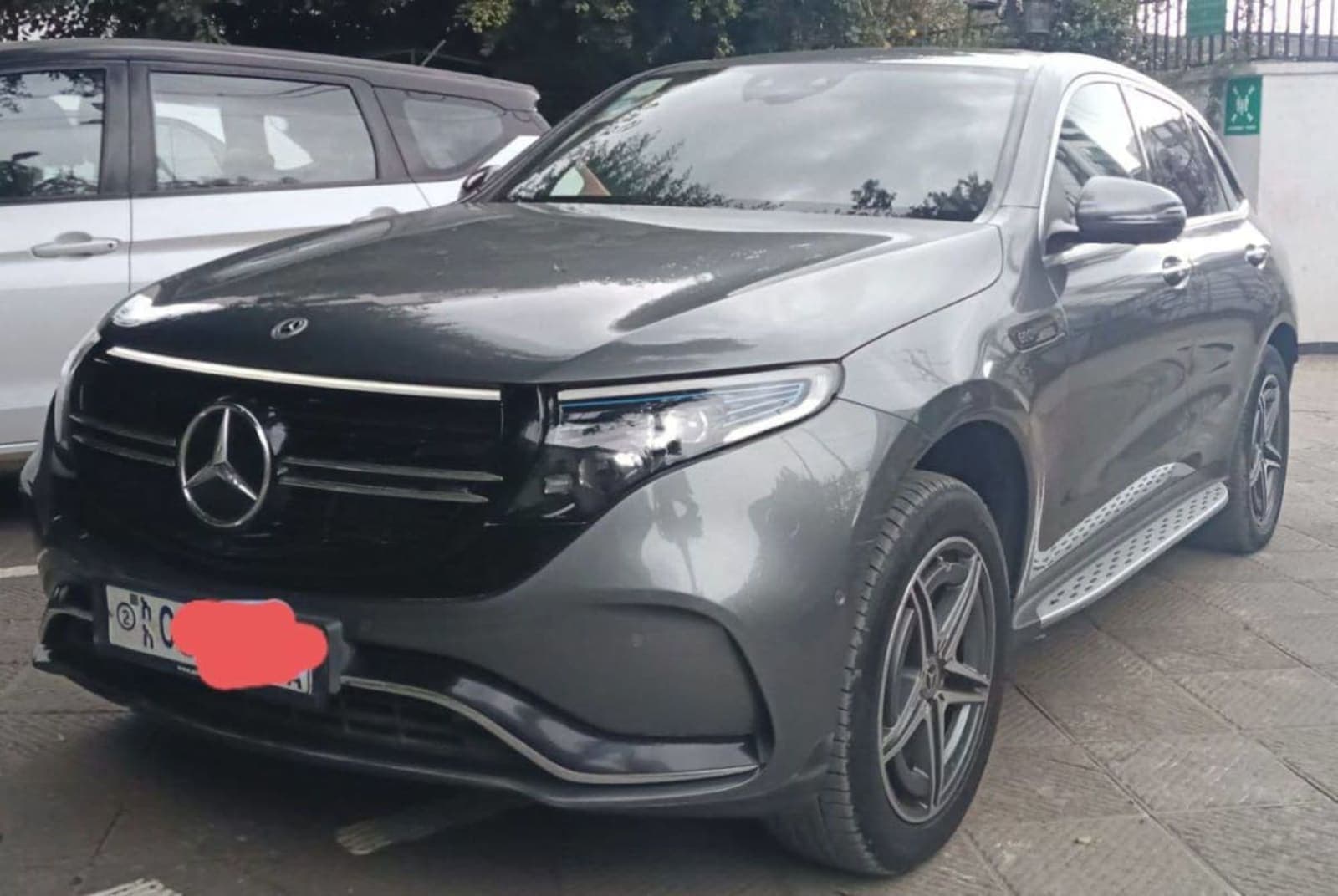 2021 MERCEDES-BENZ EQC 400 4Matic — photo 5