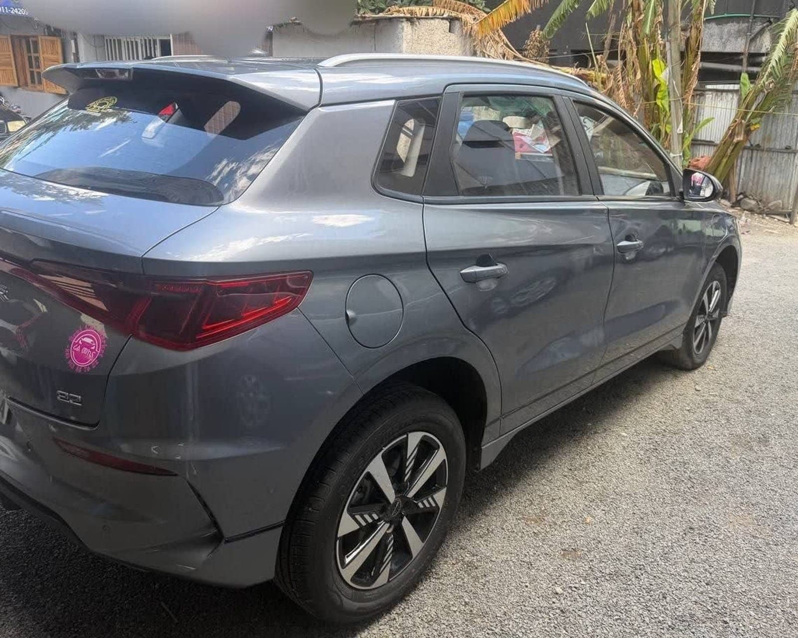 2025 BYD E2 — photo 4