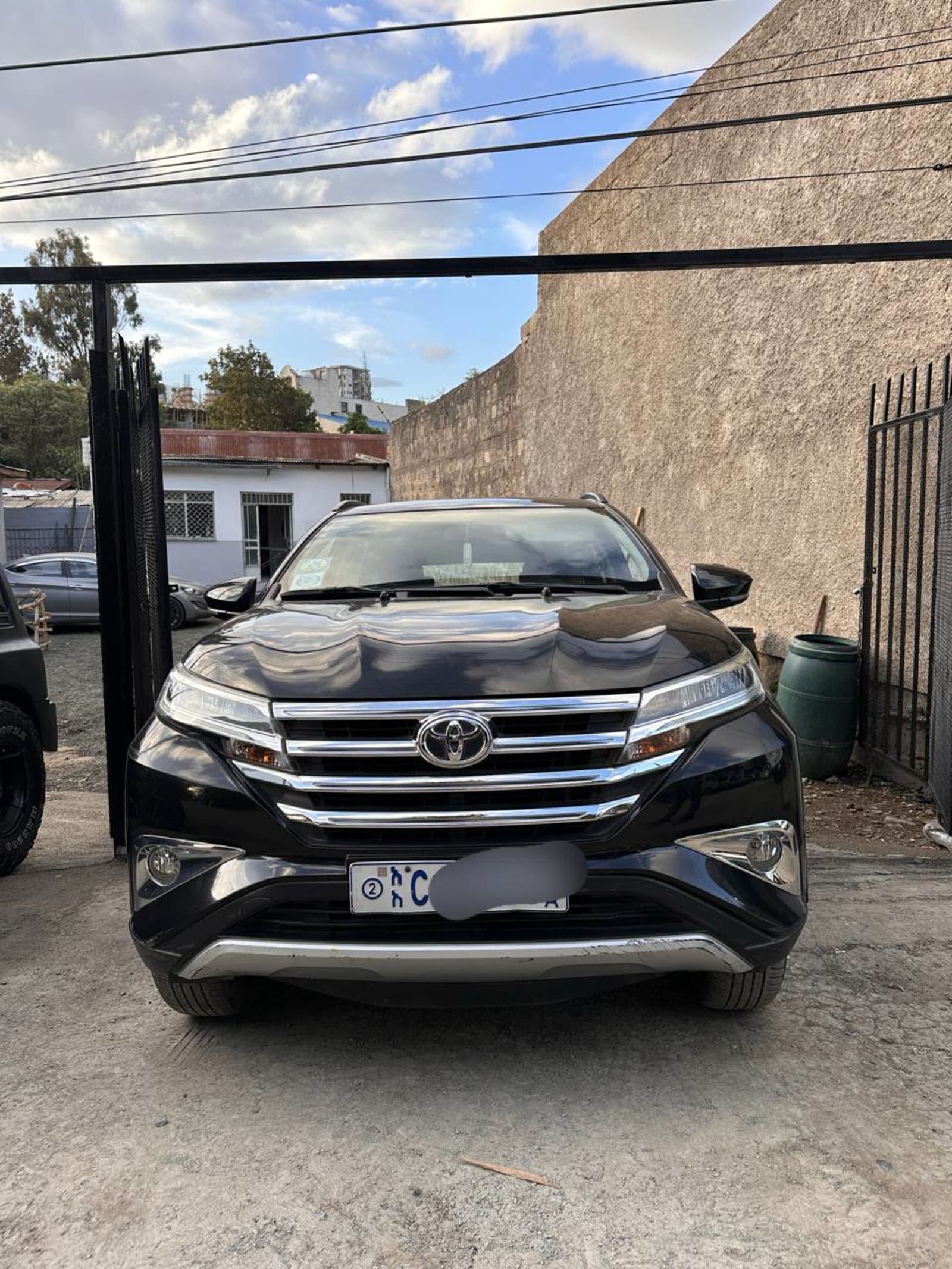 2021 Toyota Rush — photo 1