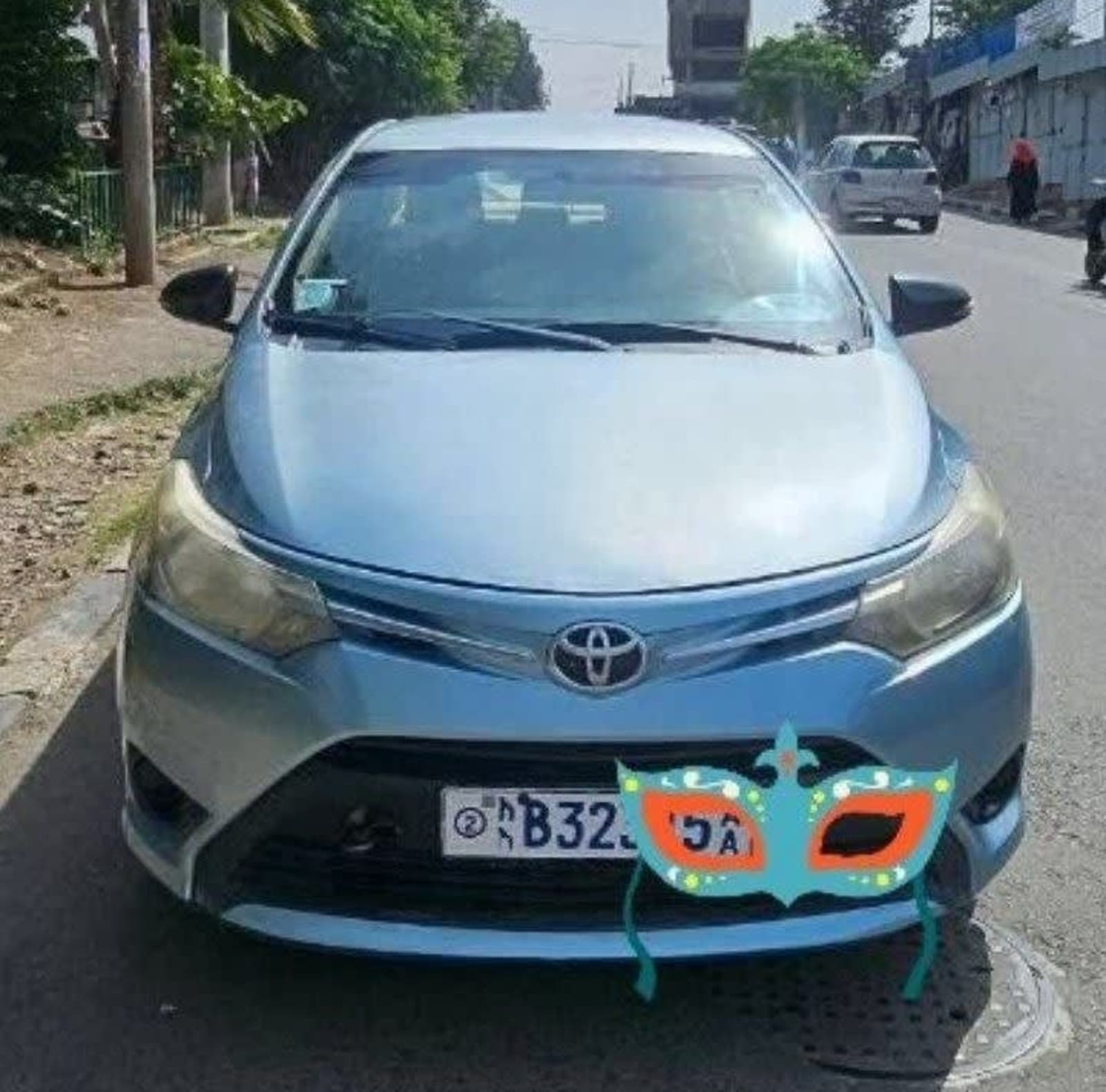 2014 Toyota Yaris Sedan — photo 1