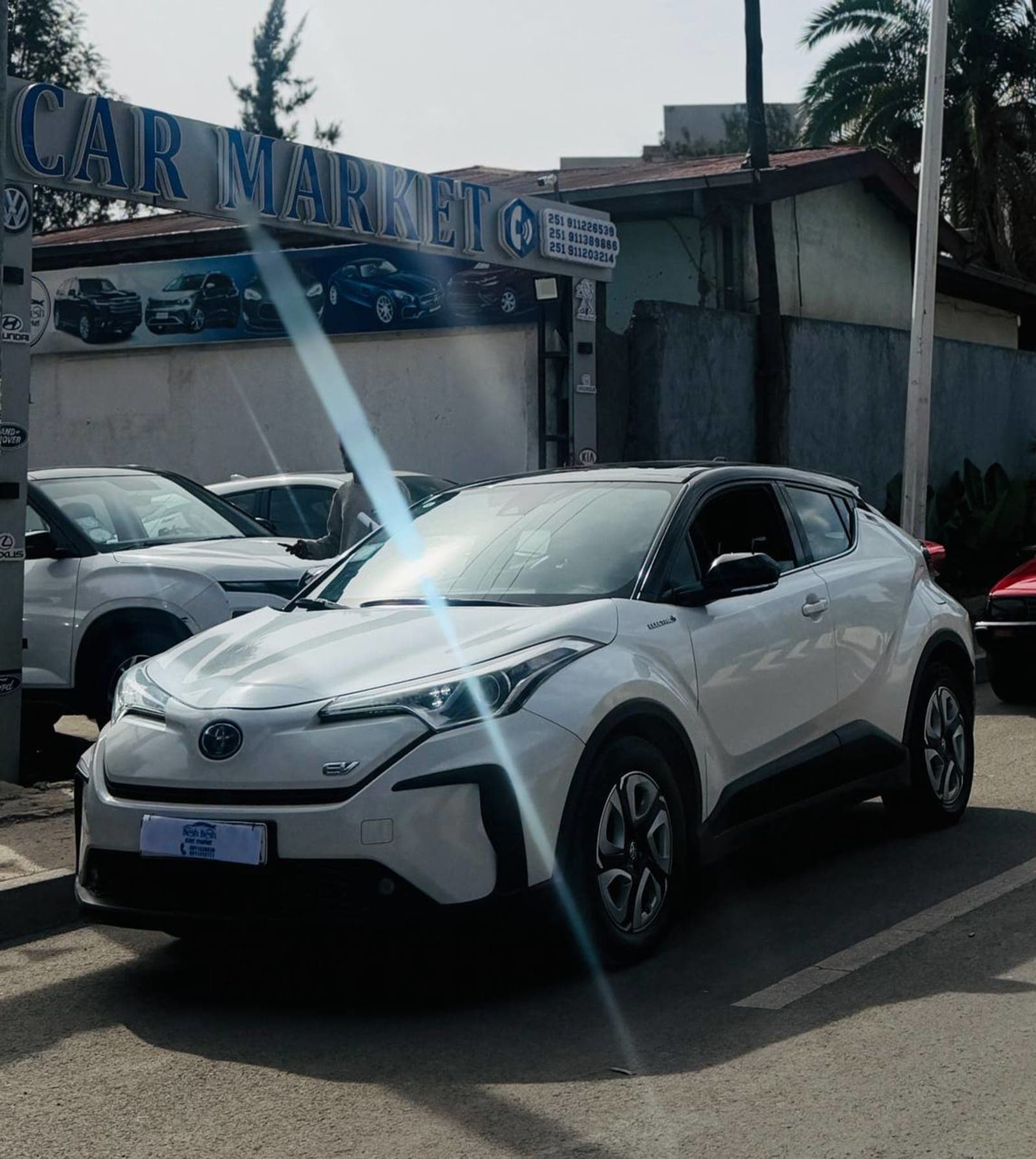 2023 Toyota Izoa — photo 6