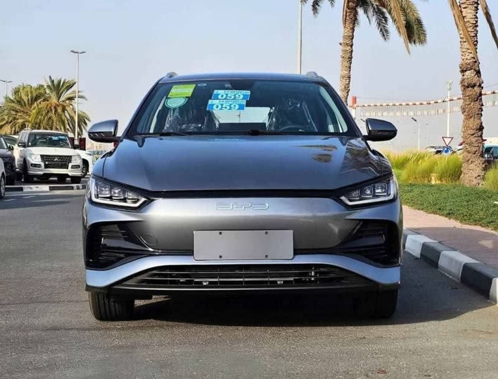 2025 BYD E2 — photo 6