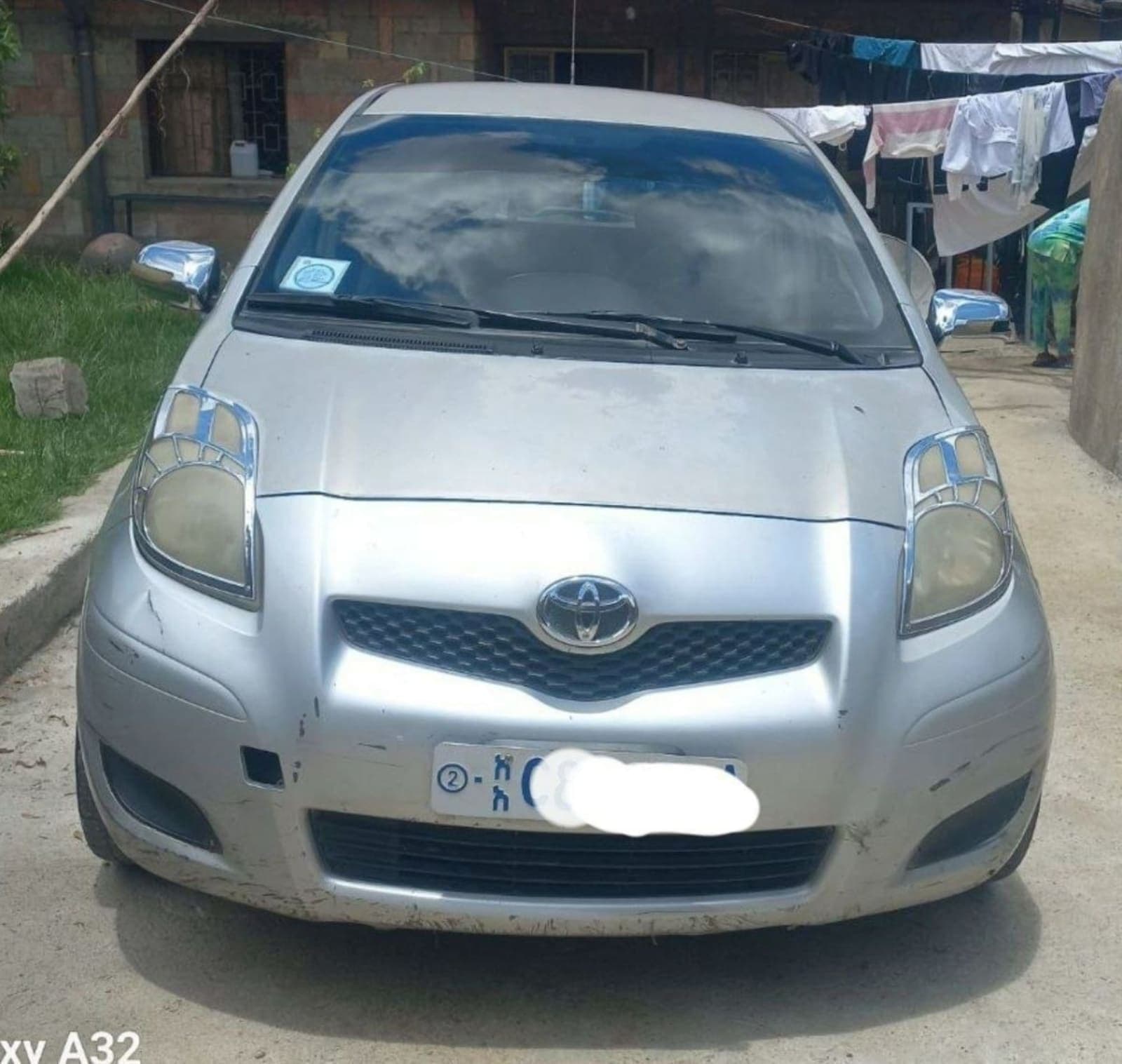 2009 Toyota Yaris Compact — photo 6