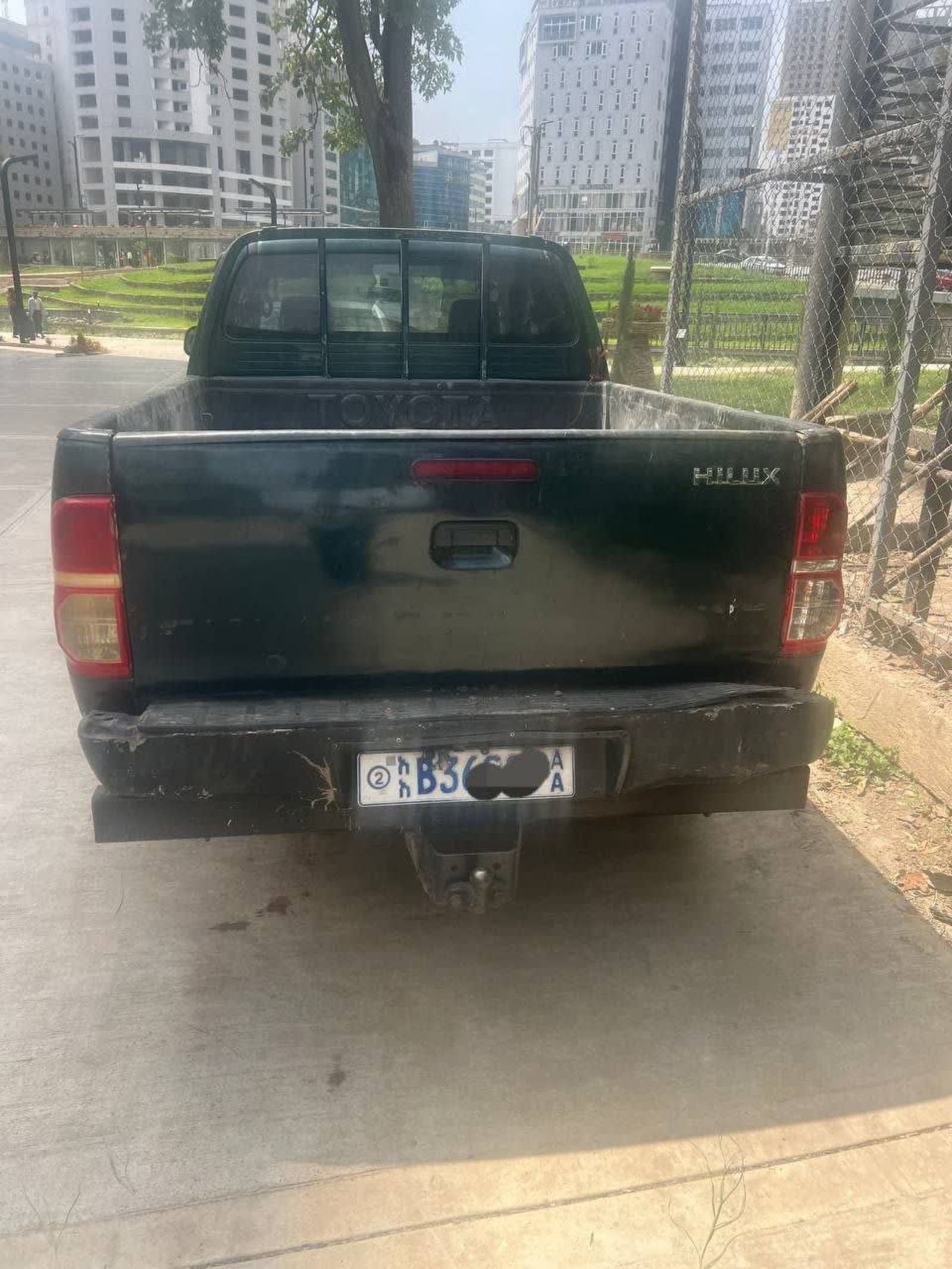 2006 Toyota Hilux king cab — photo 3