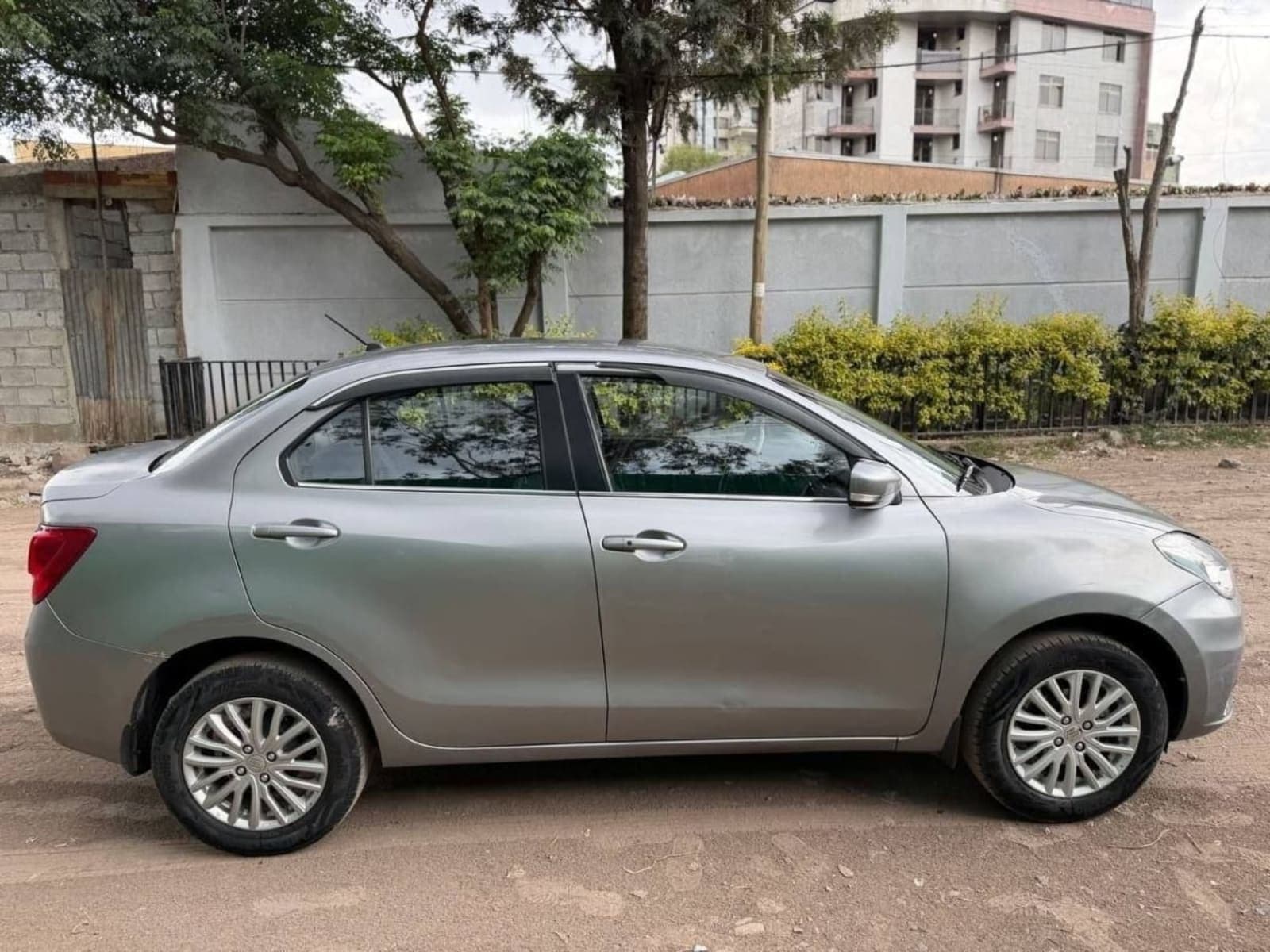 2022 Suzuki Dezire — photo 4