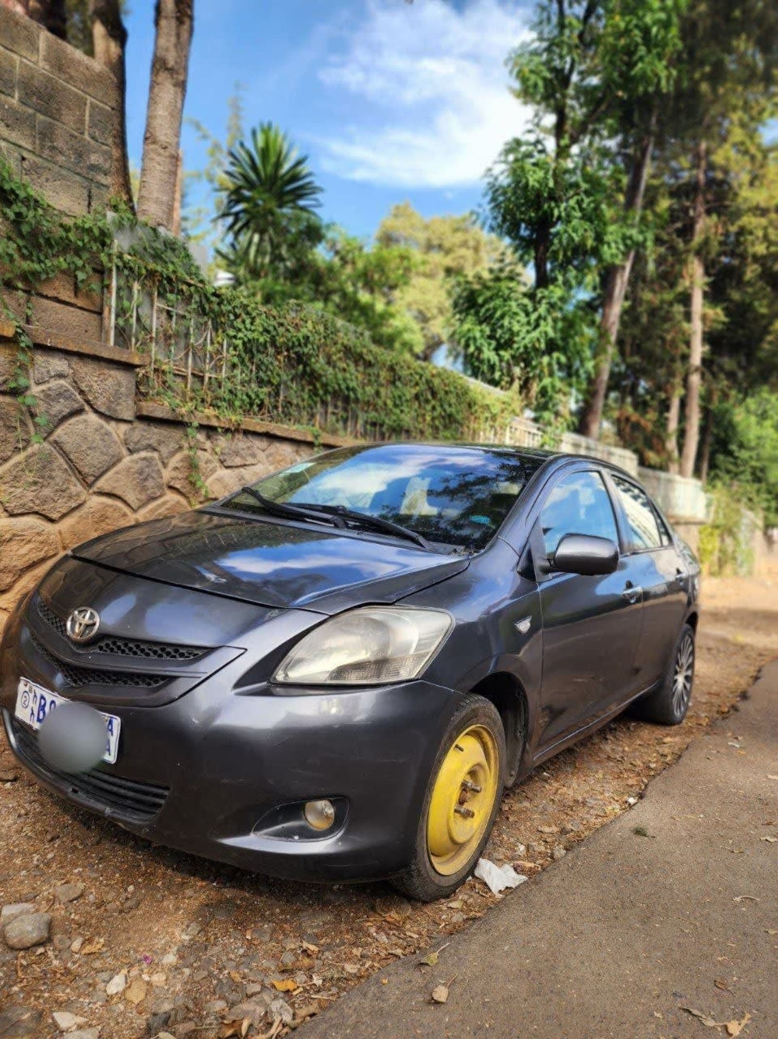 2007 Toyota Yaris Belta — photo 3