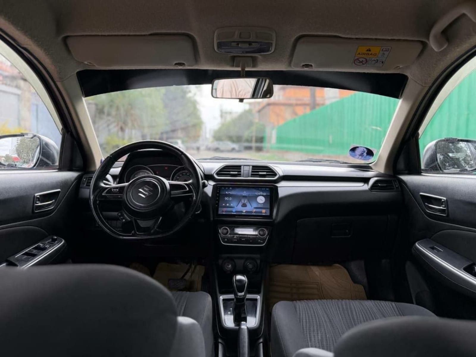 Suzuki Dezire — photo 2