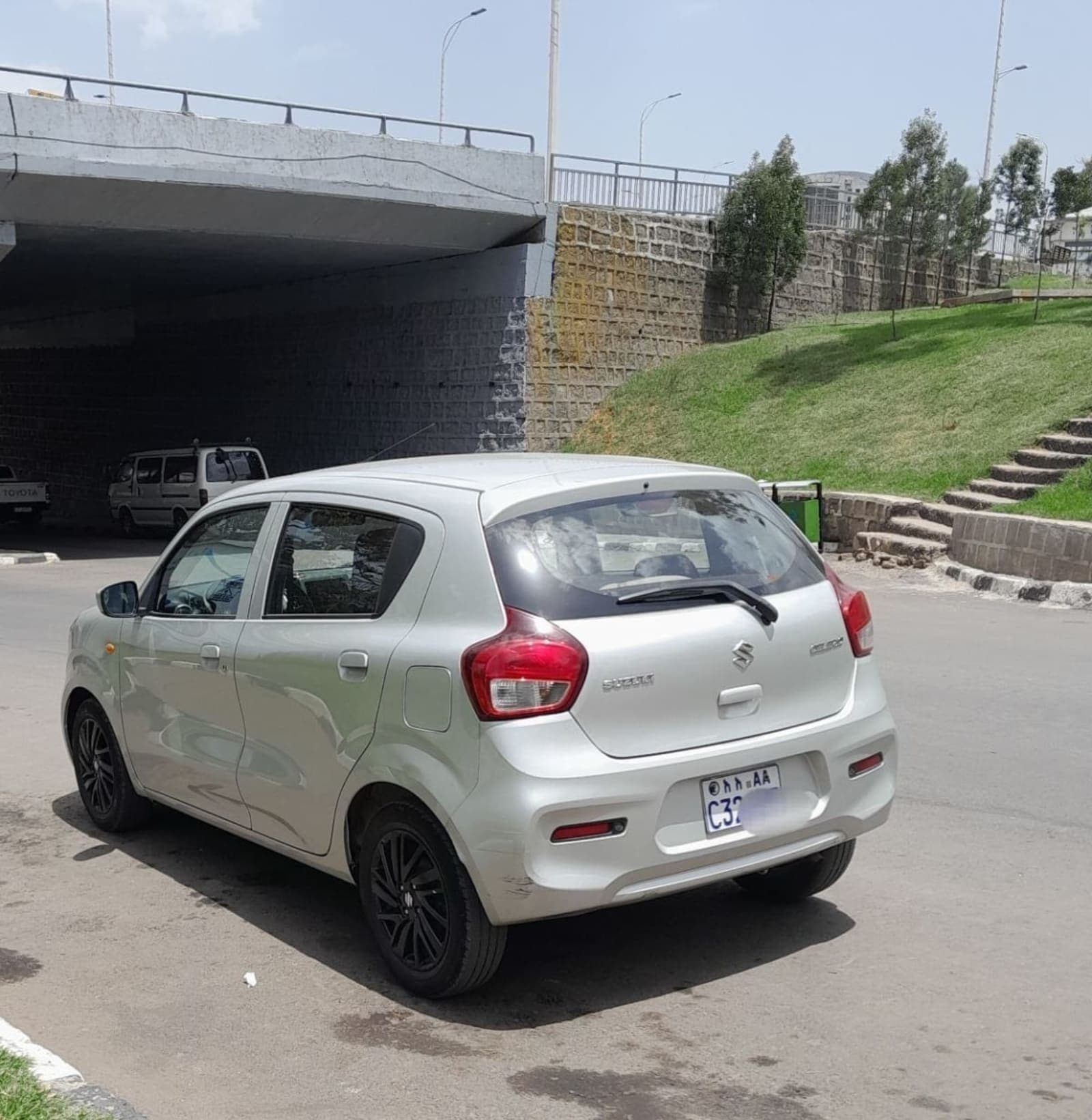 2022 Suzuki Celario — photo 6