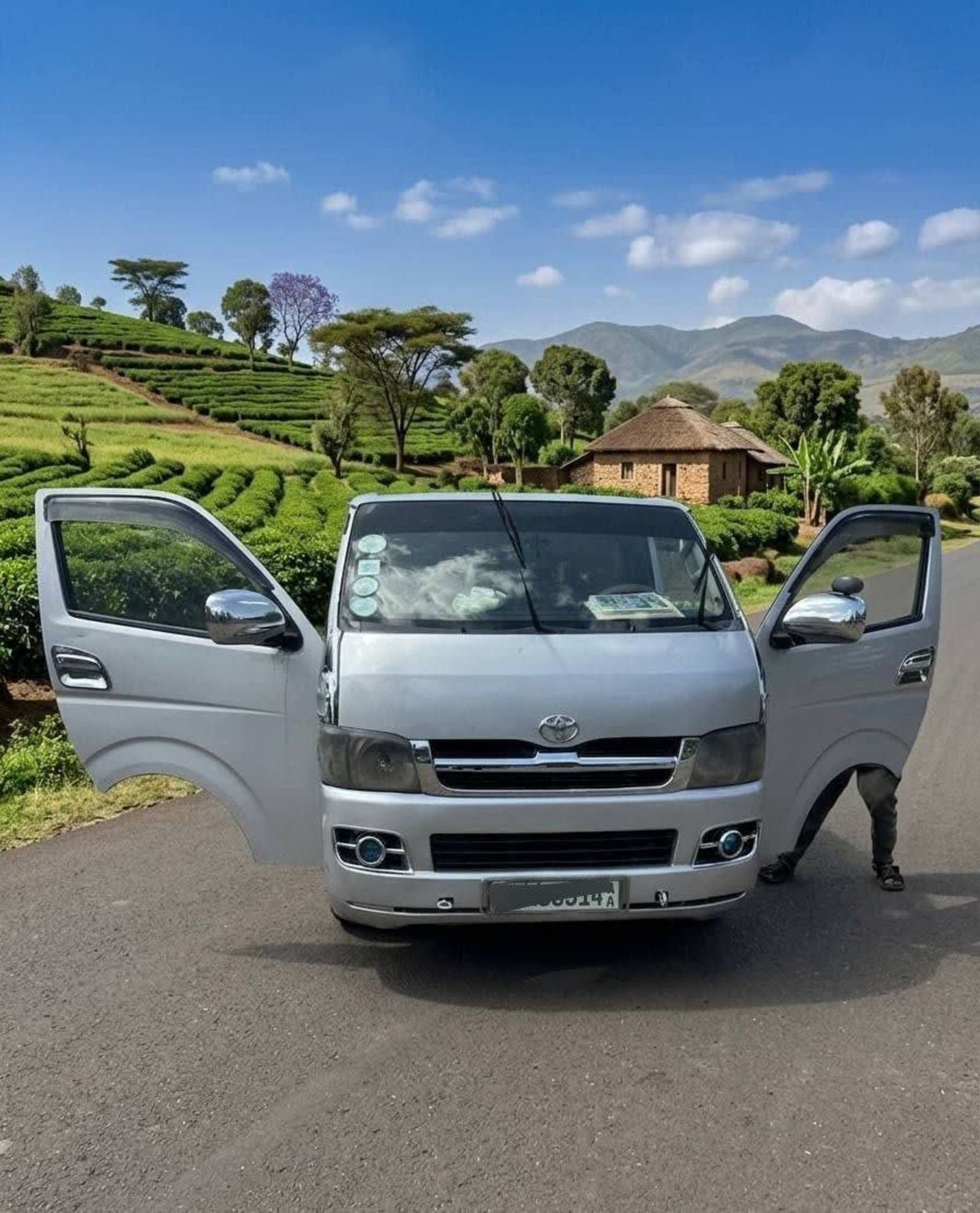 2007 Toyota Hiace — photo 7