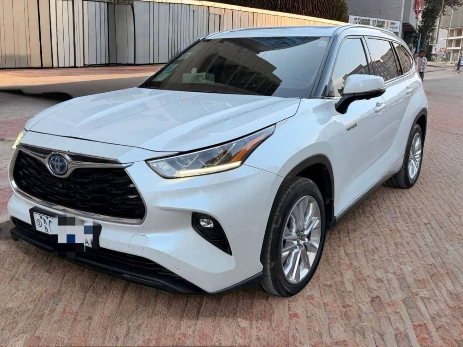 2024 Toyota Highlander Hybrid — photo 5