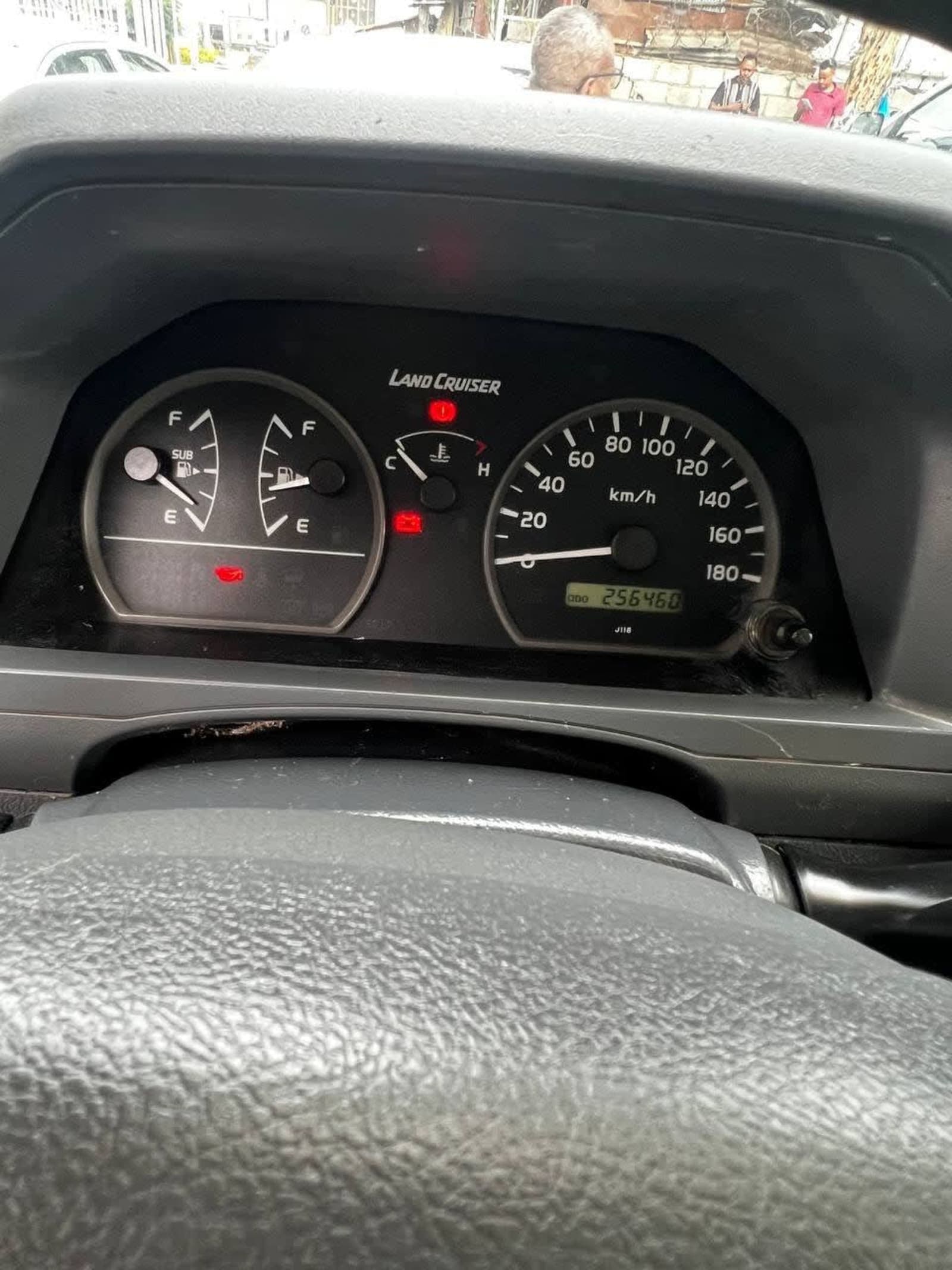 2010 TOYOTA LONGBASE — photo 2