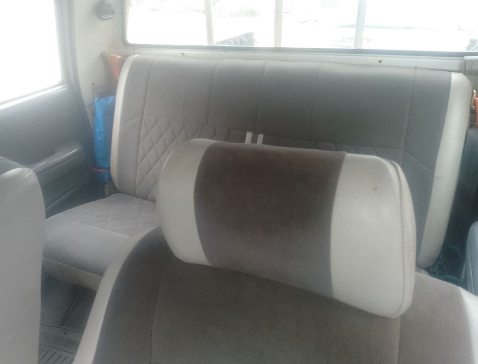 2000 Toyota 3L double cab — photo 4
