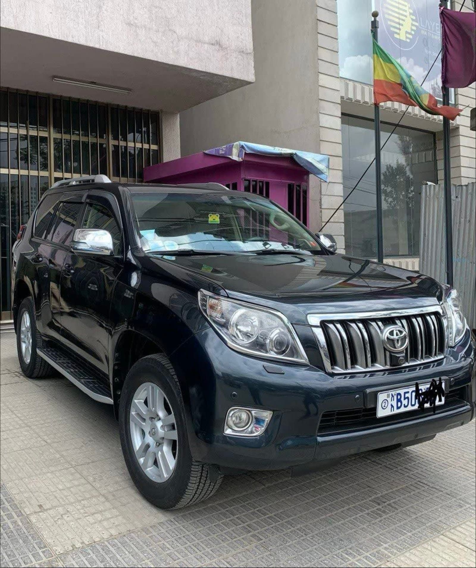 2012 Toyota Landcruiser Prado — photo 1