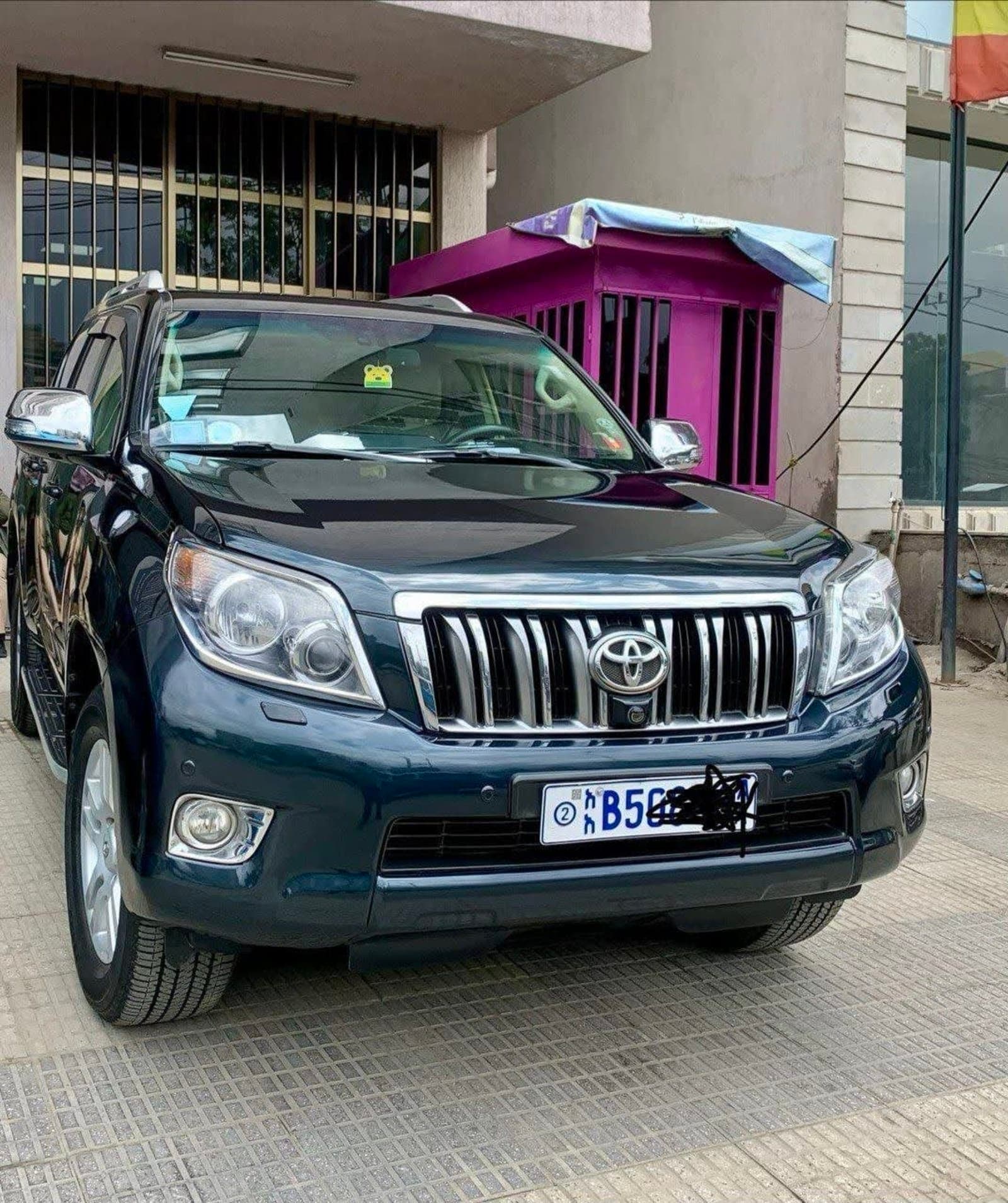 2012 Toyota Landcruiser Prado — photo 2