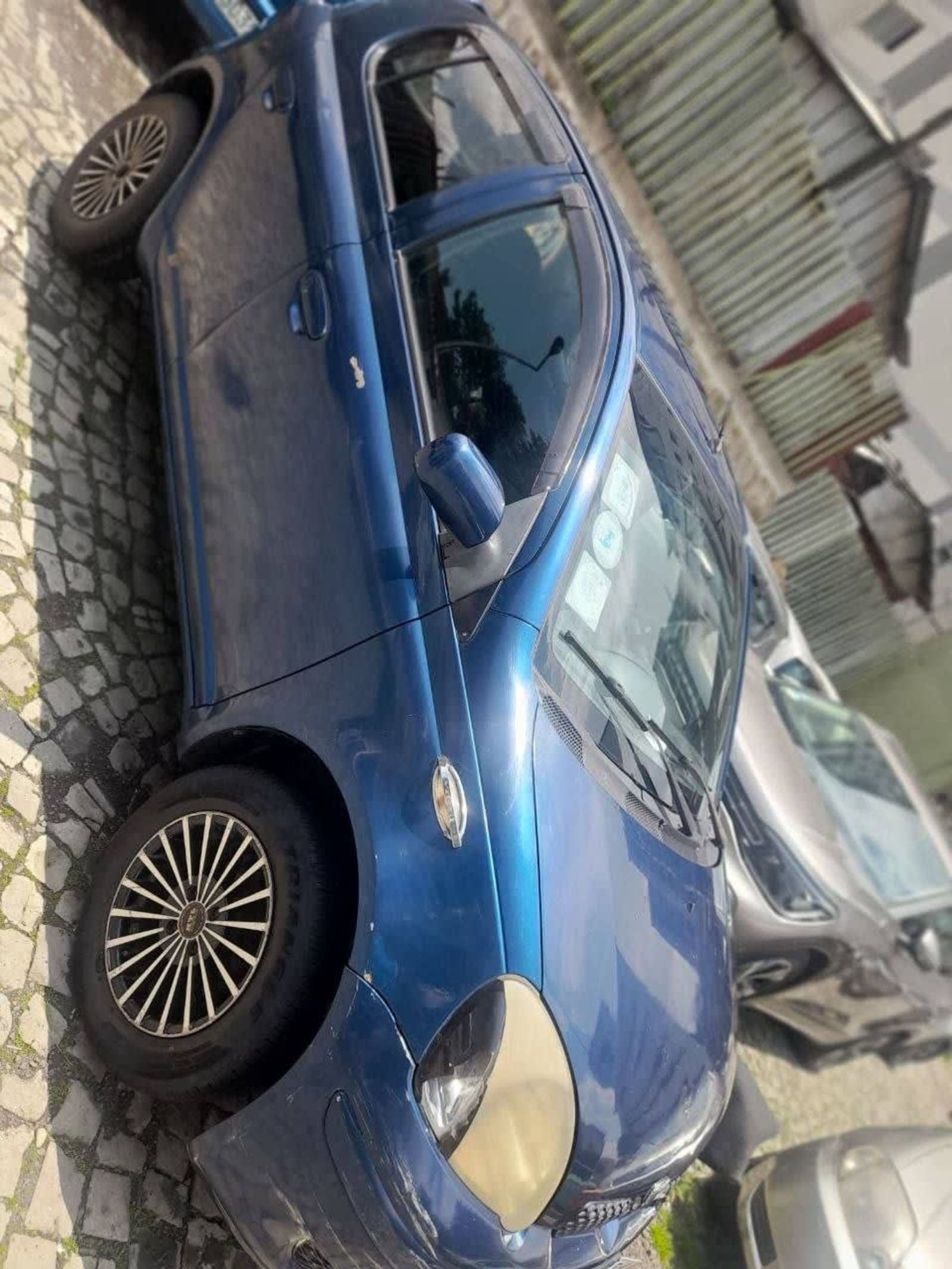 2002 Toyota Vitz — photo 5