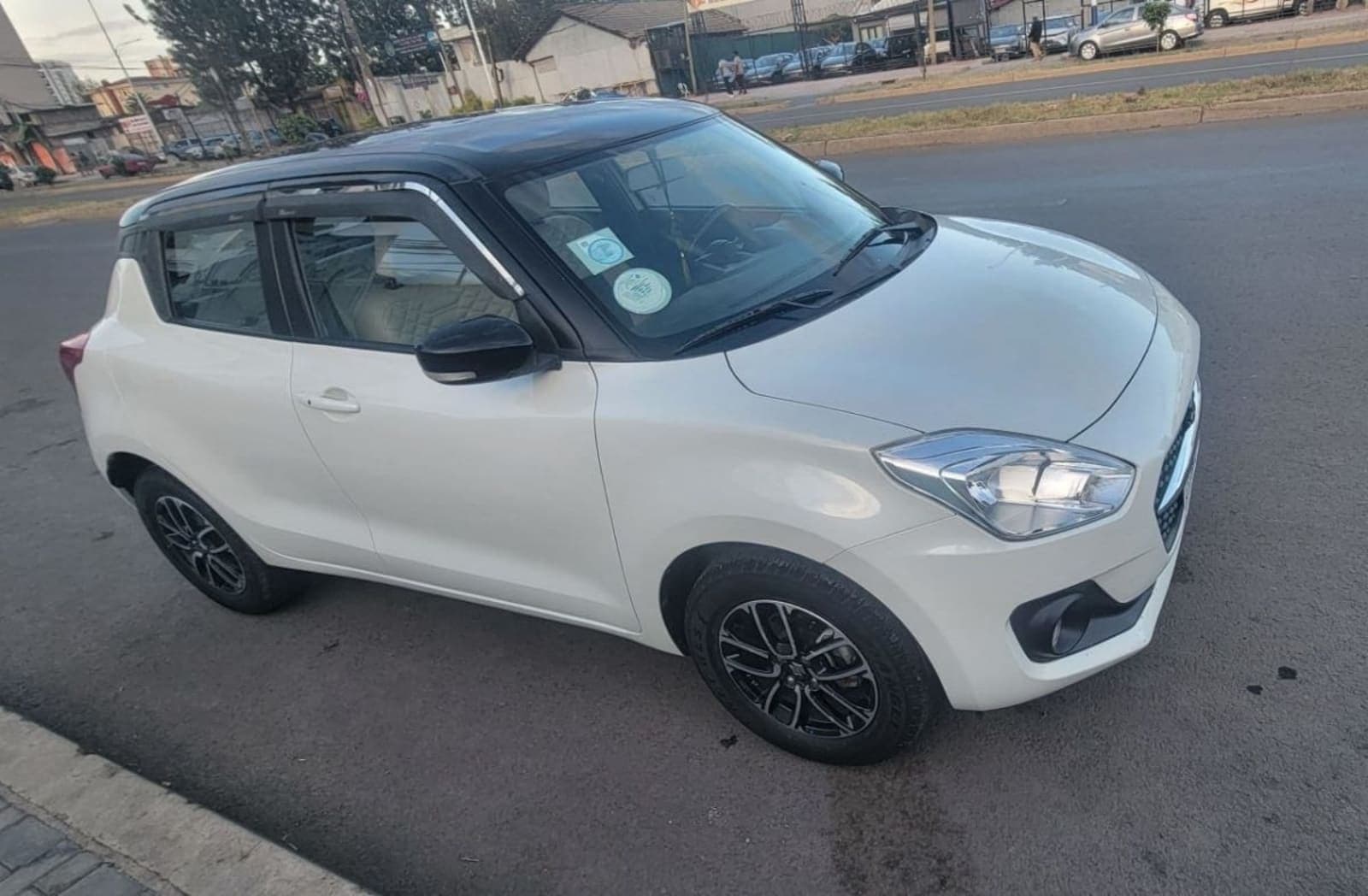 2021 Suzuki Swift — photo 3