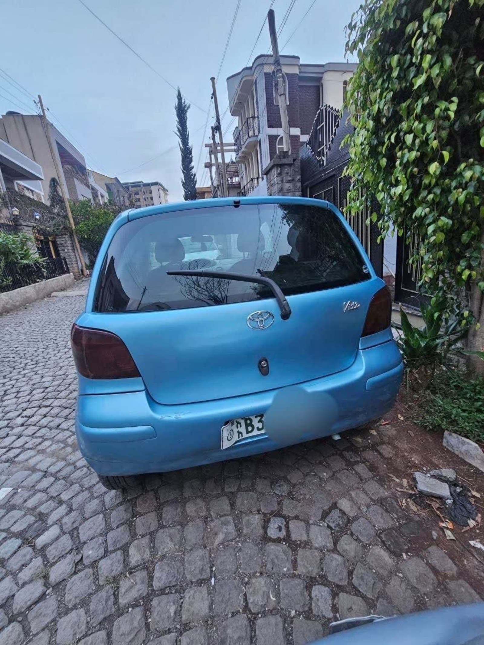 2002 Toyota Vitz — photo 3