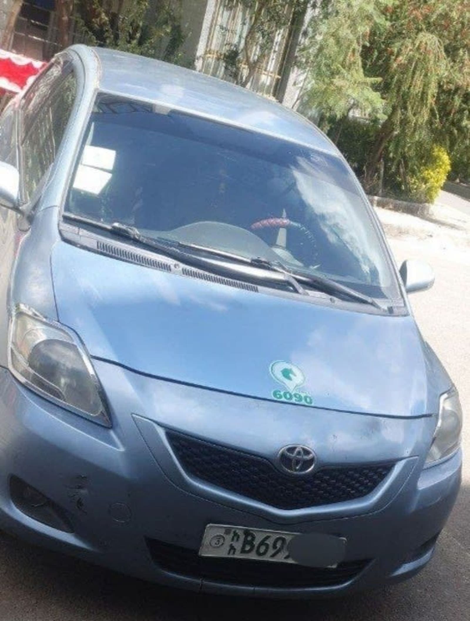 2008 Toyota Yaris Belta — photo 1