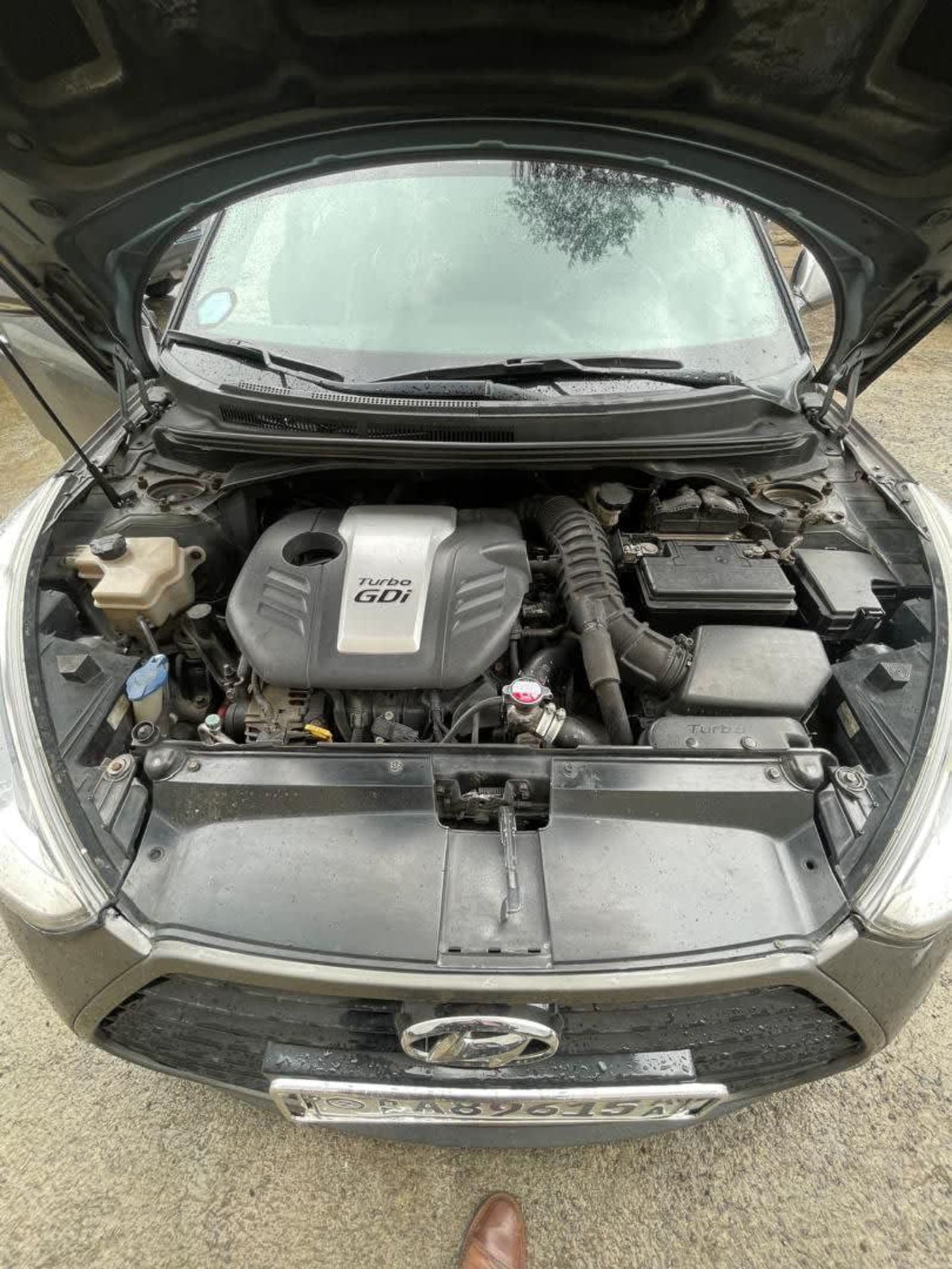2012 Hyundai Veiostar โ photo 3