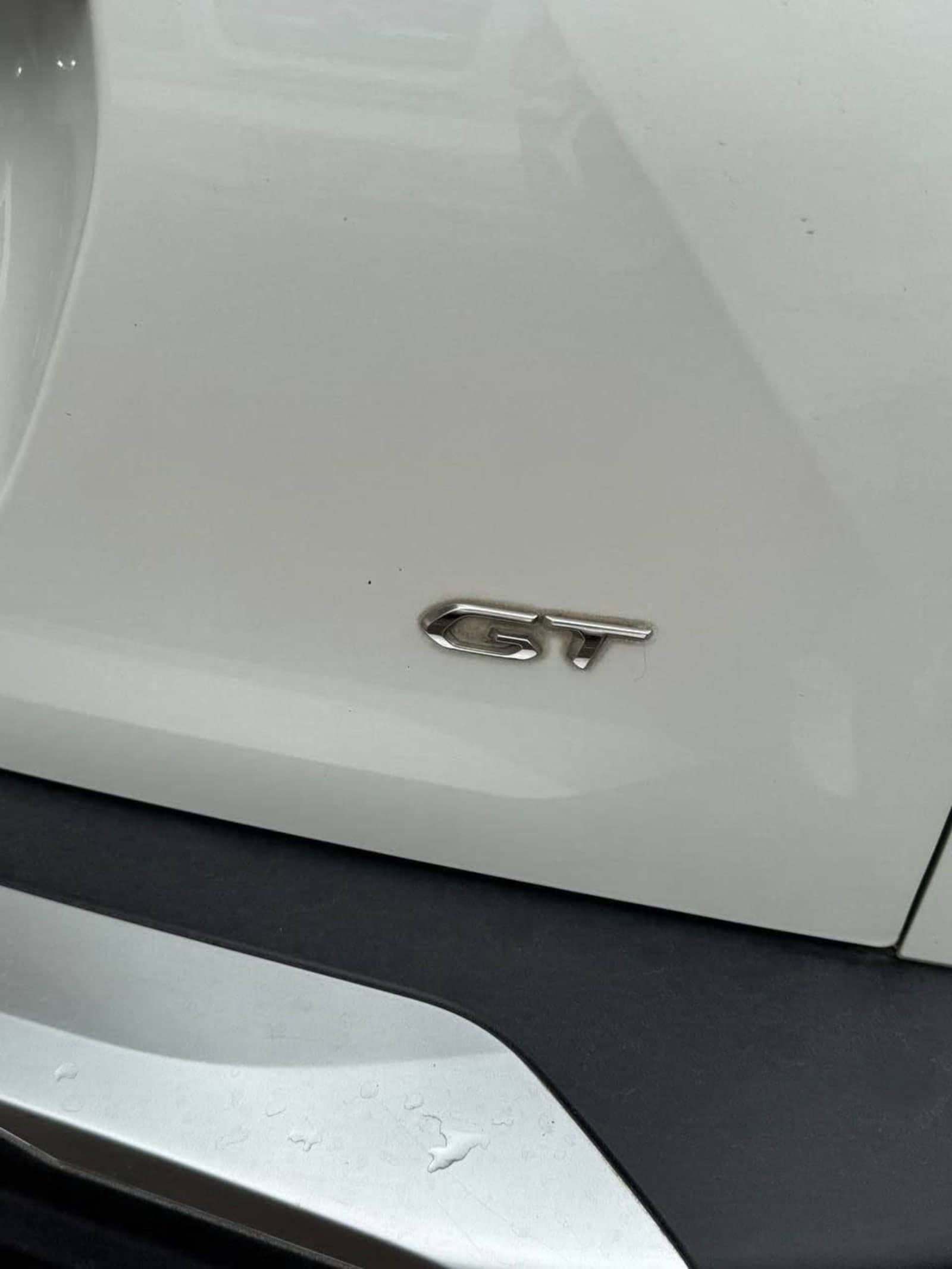 2022 Peugeot 2008 — photo 3