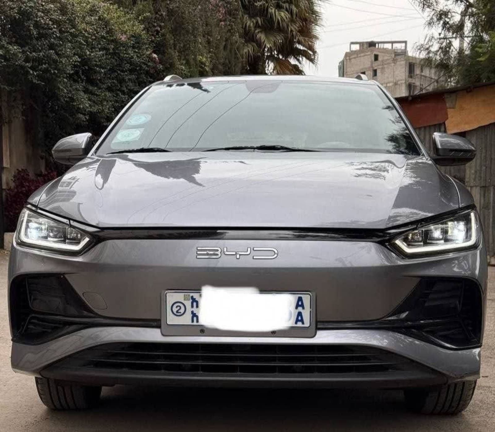2025 BYD E2 — photo 4