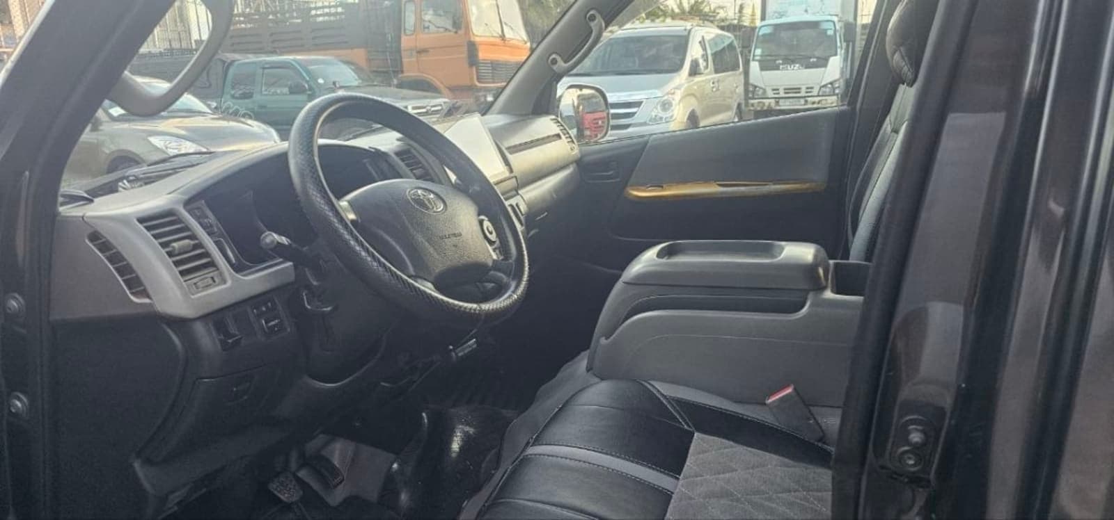 2007 Toyota Abadula — photo 7