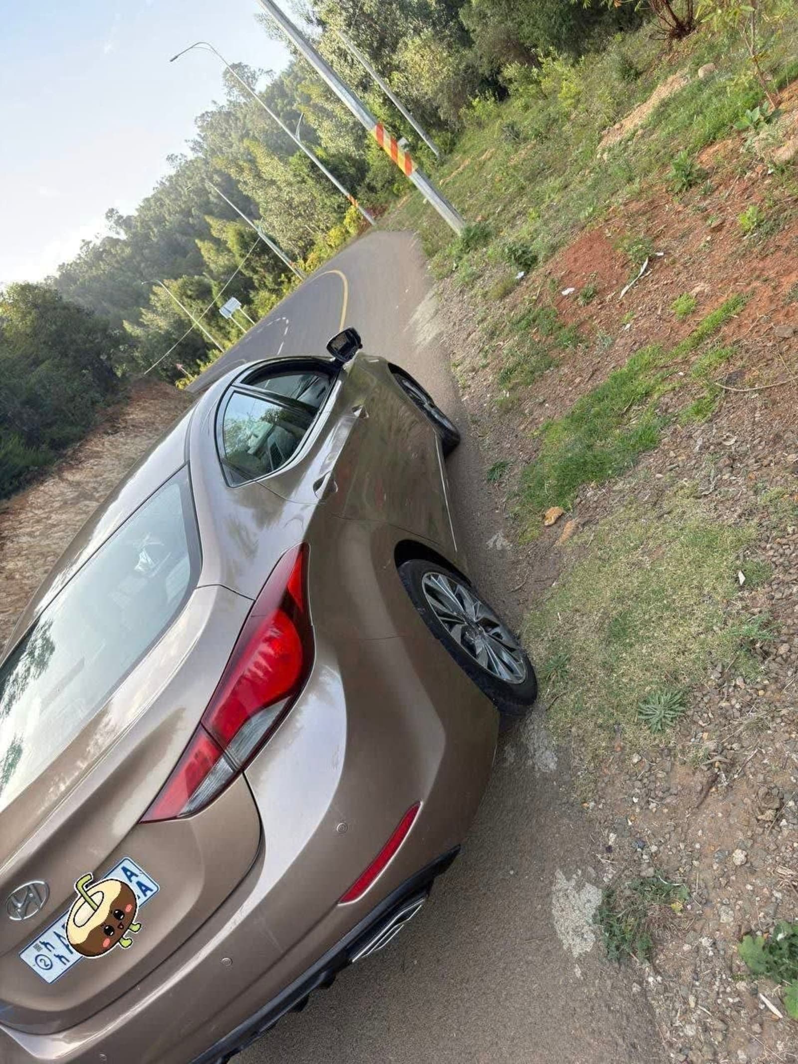 2014 Hyundai Elantra — photo 6