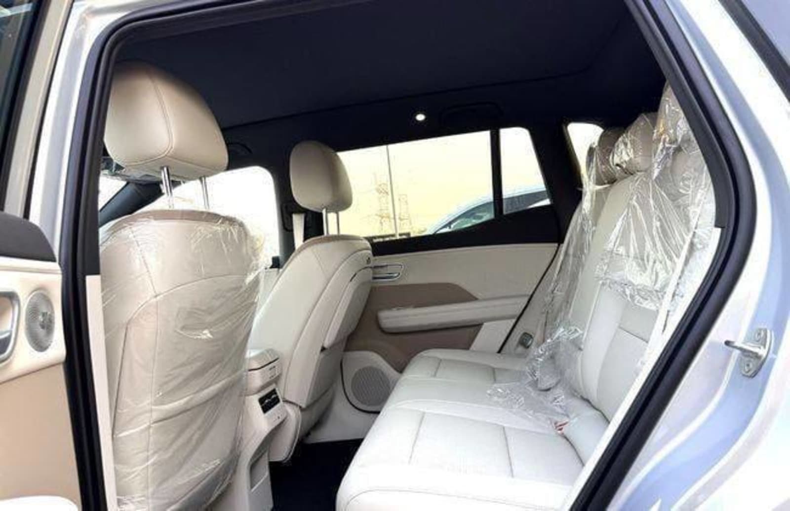 2025 Toyota bZ3X 520 Pro+ — photo 3